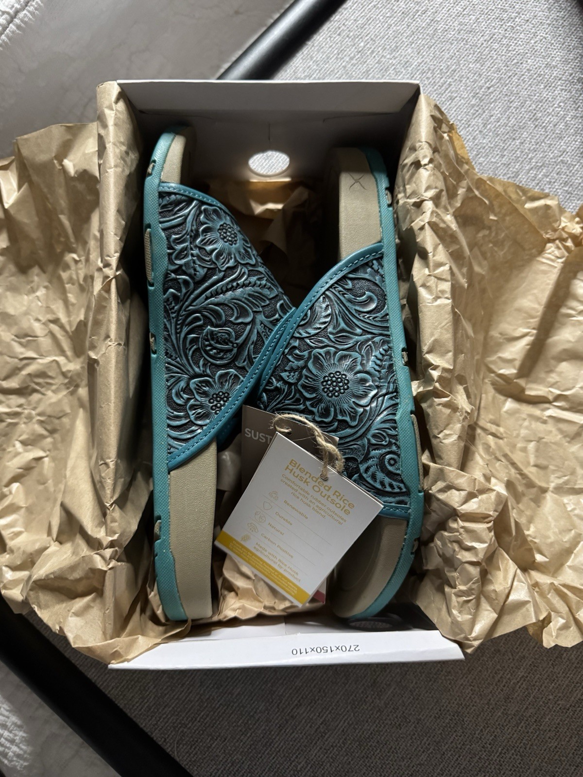 Twisted X Women’s Teal Color Slide Sandals Size 8 Tooled Leather Top Summer Shoe