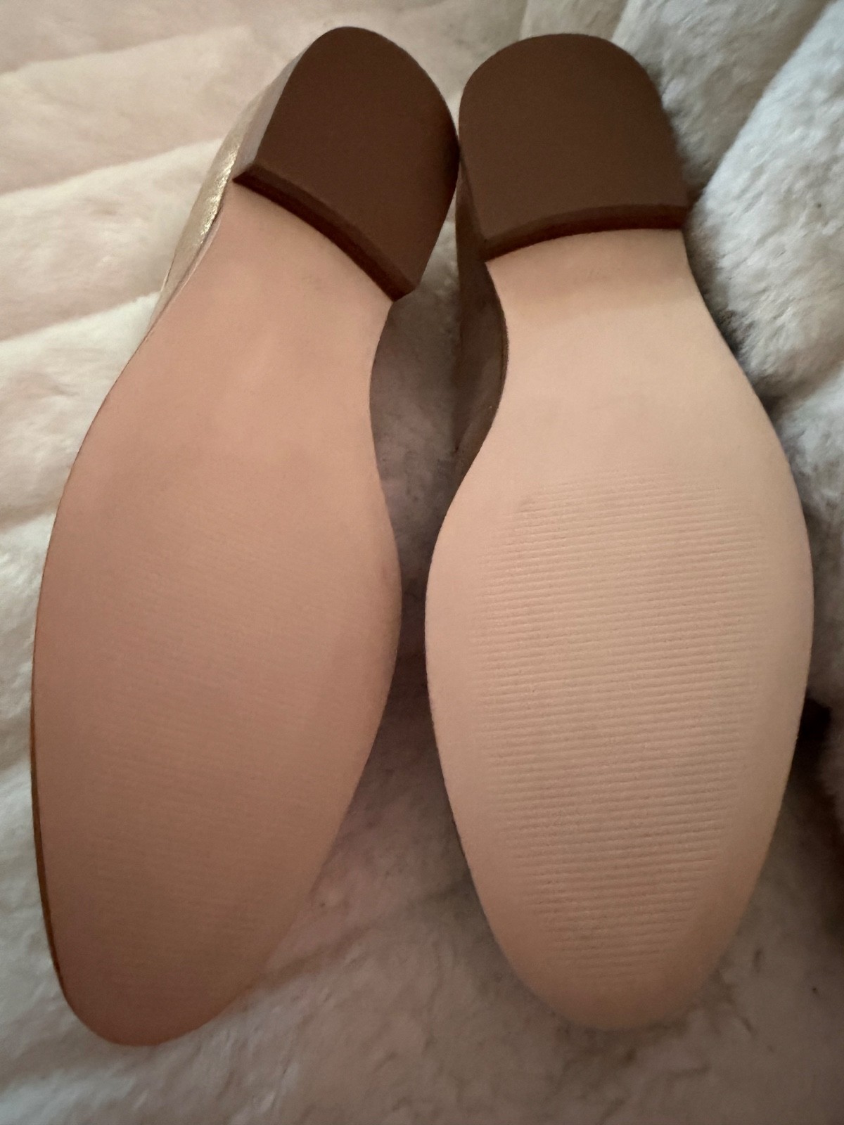 TALBOTS SIZE 9.5 Gold Leather Tassels Loafer Stitch Almond Made in Brazil NWOB
