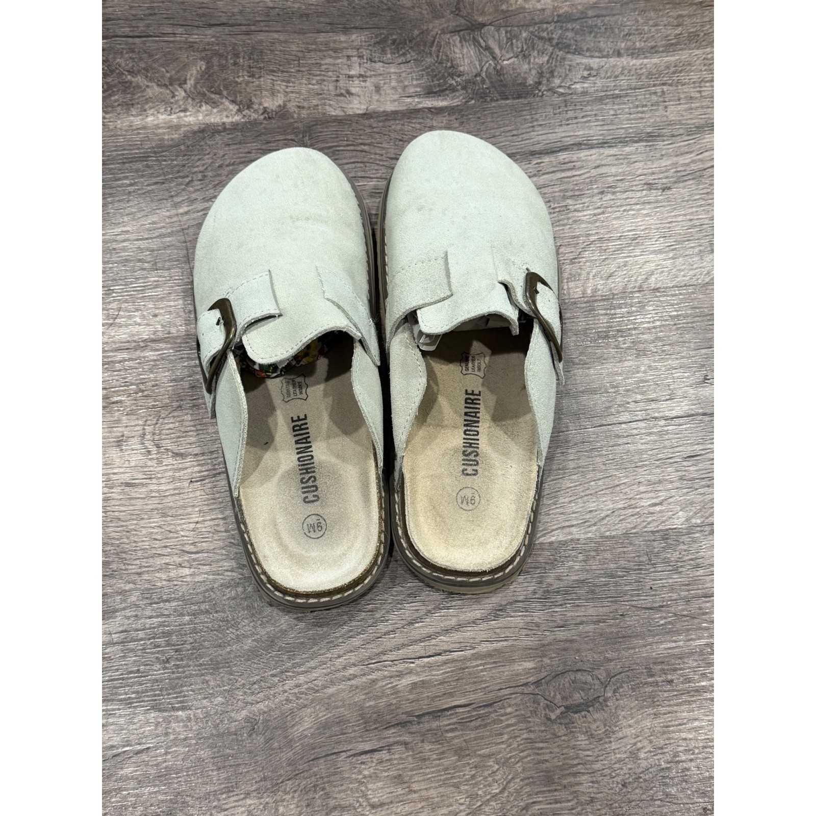 Cushionaire Lane Women 9M Sage Green Suede Cork Footbed Buckle Clogs Mules