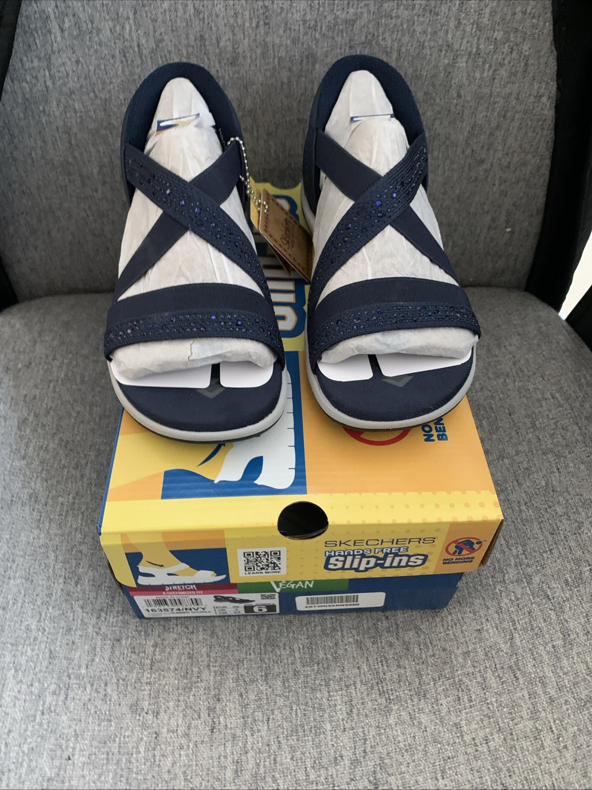 Pick Size – Skechers Women’s Navy Skechers Slip-ins Reggae Slim Summer Sparkle
