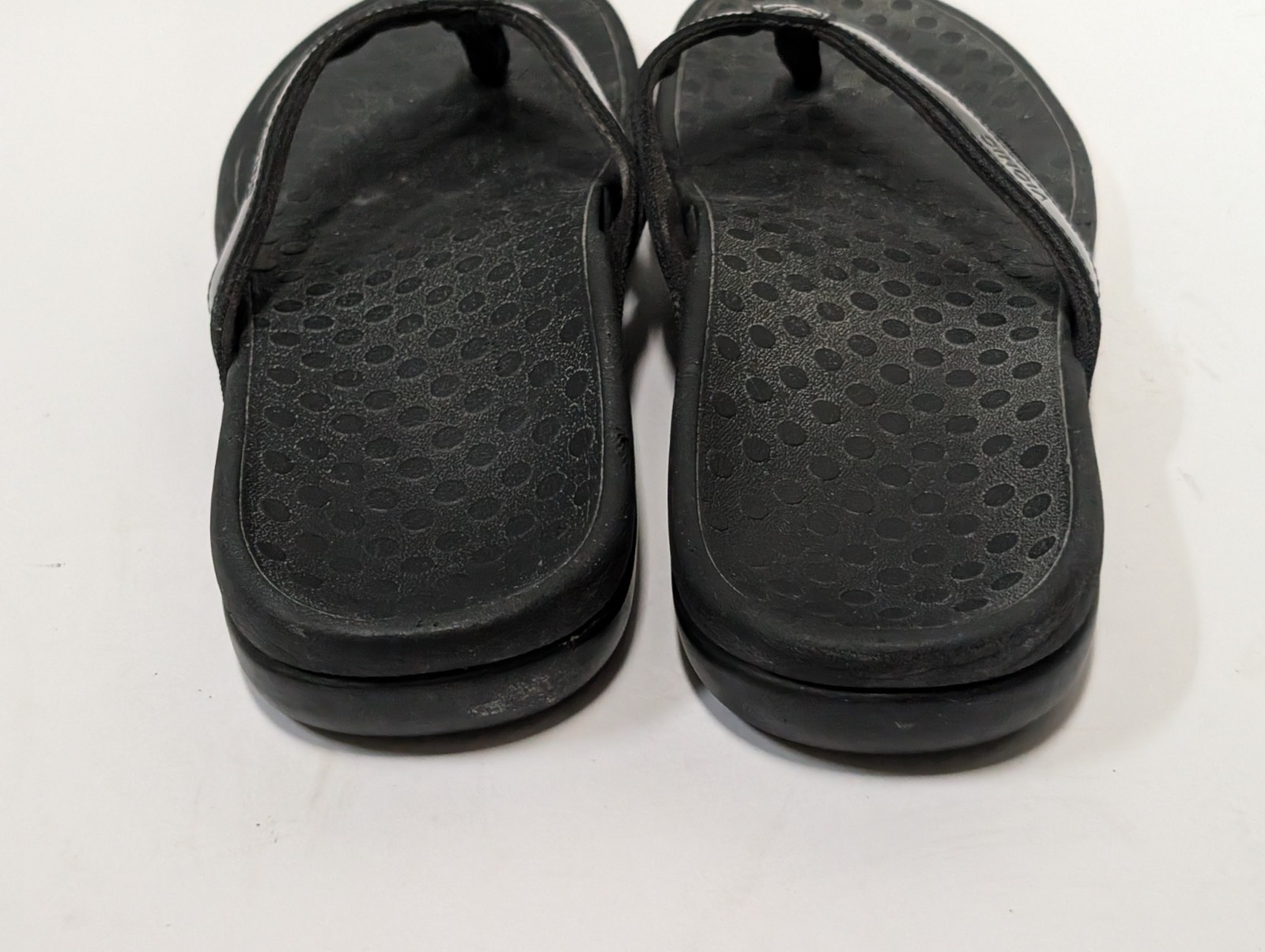 Vionic Women’s 9 Tide Flip Flops Black Arch Support Sandals