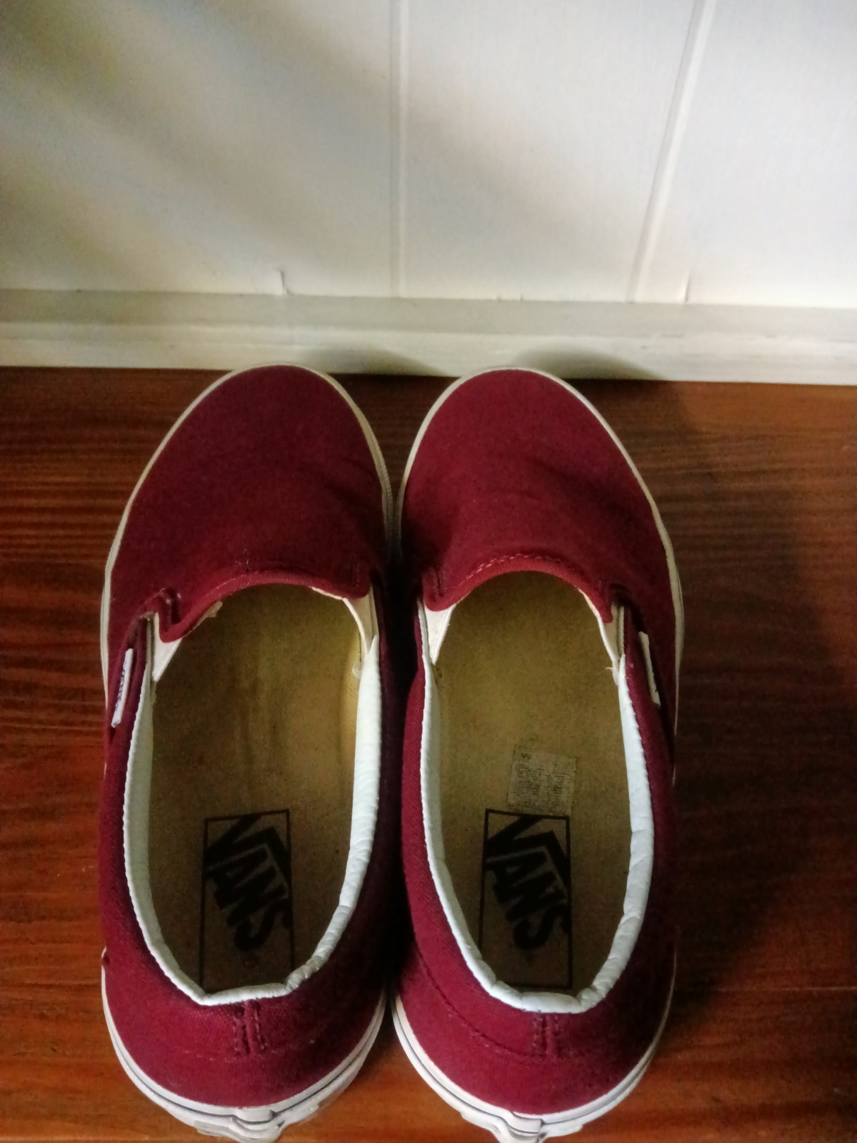 Vans Classic Slip-On Shoes Burgundy Canvas Women’s 7.5 Men’s 6.0