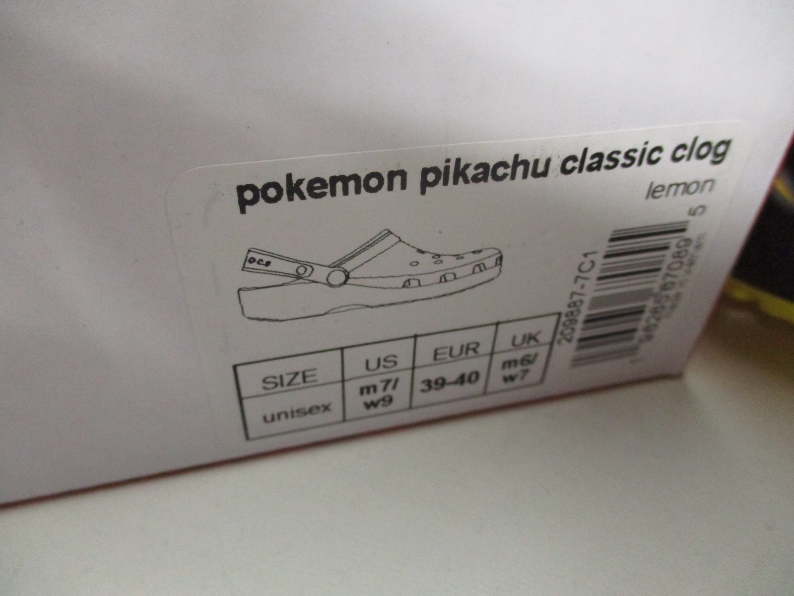 Crocs Pokémon Pikachu Classic Clog Shoes Lemon Black Mens Sz 7 Womens Sz 9