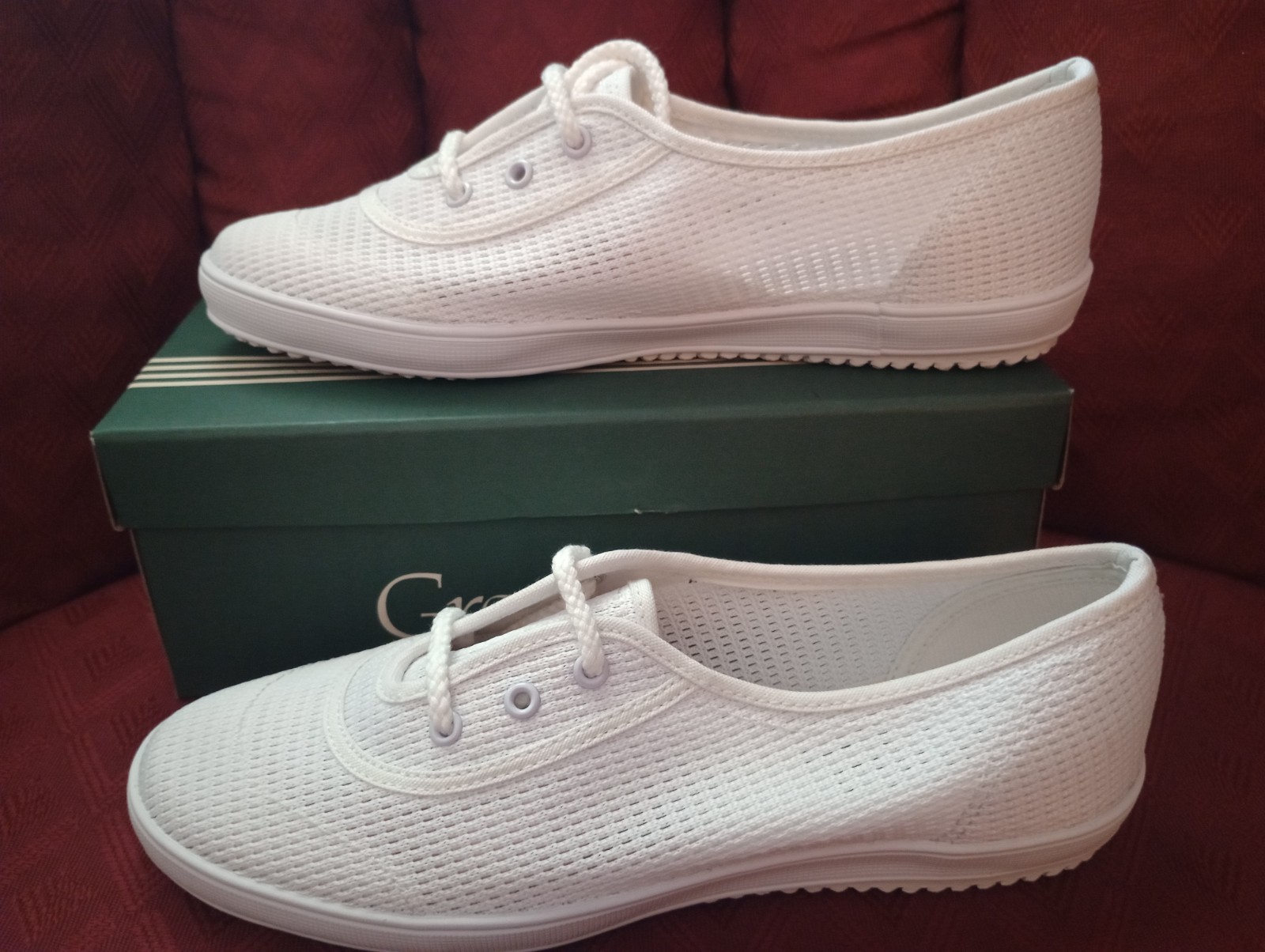 Grasshoppers Skiff CVS White Mesh Sneakers Size 7 M New In Box Breathable