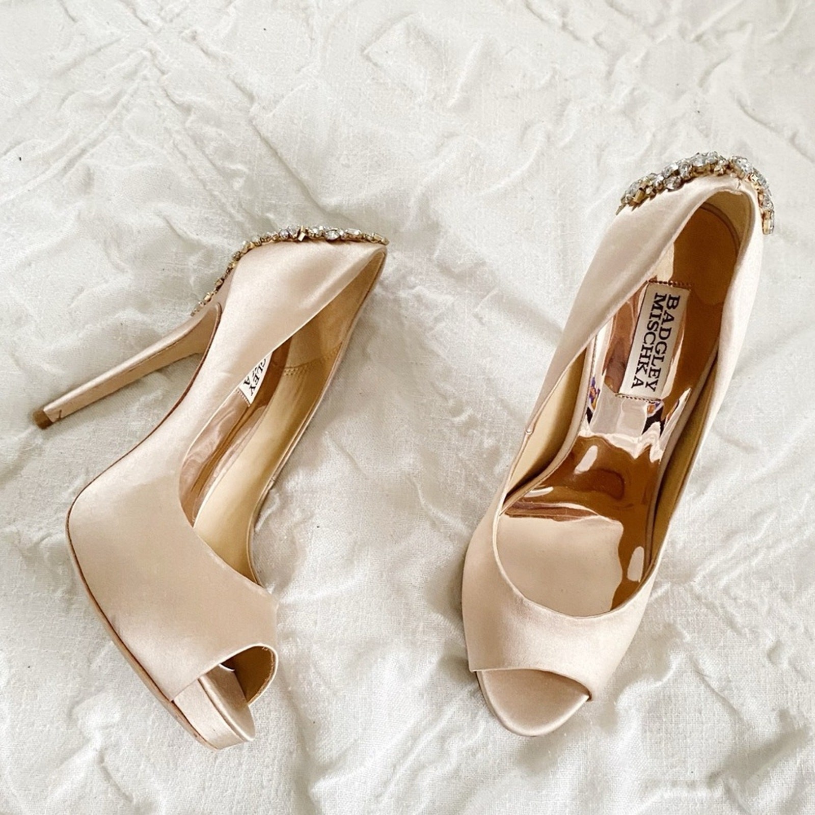 Badgley Mischka Kiara Embellished Peep-toe Pump Size 7.5