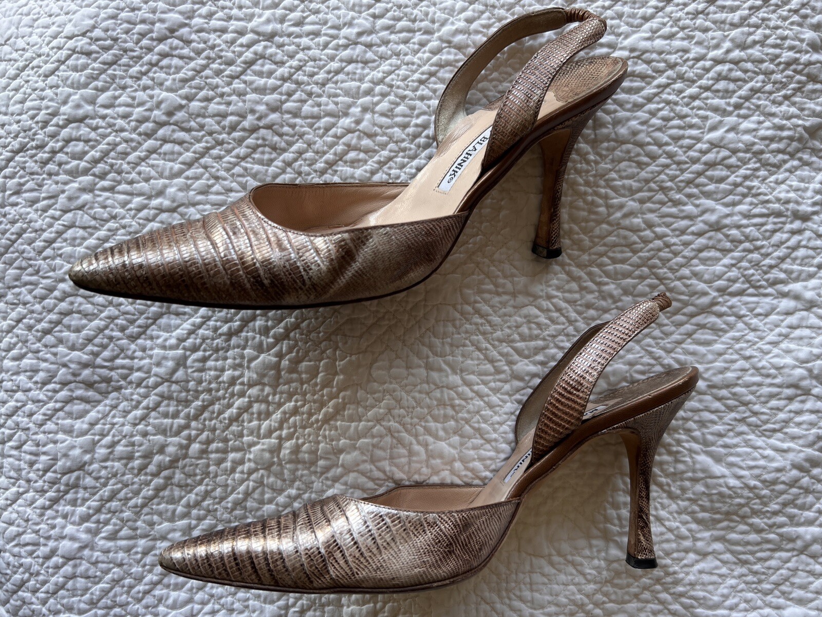 Manolo Blahnik Heels Metallic Rose Carolyne Python Slingback Pumps Gold 7