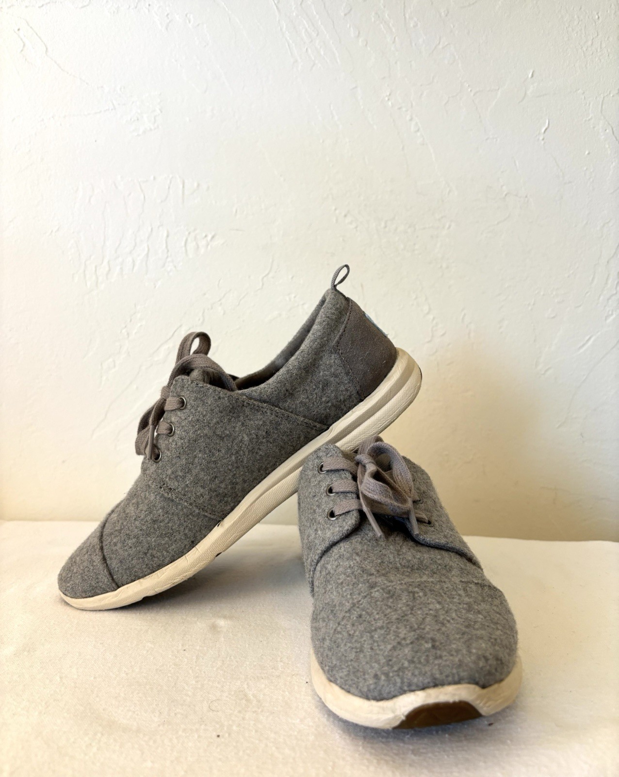 Toms Del Rey Women’s Sneakers Gray Heathered Patterned Lace Up Sz 7
