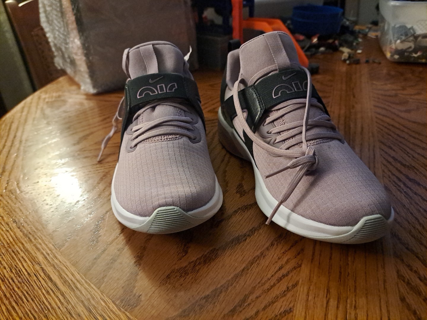 W Nike Air Max Bella TR 5 PRM, Plum Fog, Never Worn, Brand New