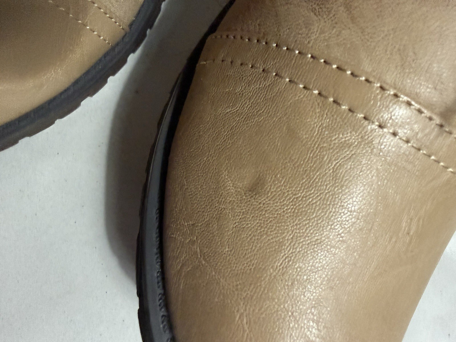 NWOB Daily Shoes Women’s Boots Size 10 Taupe with Pockets! Faux Leather Lace/Zip