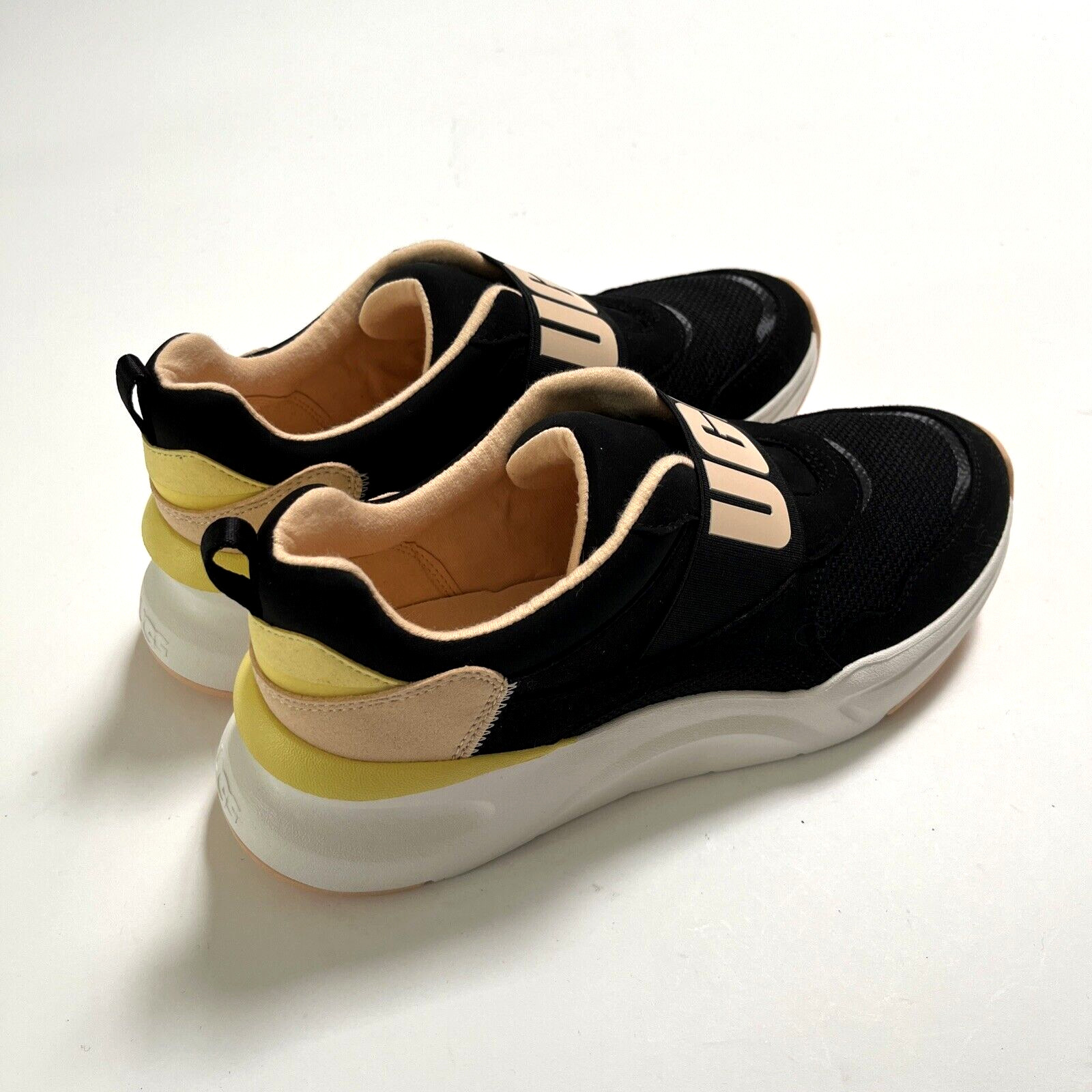 NWOB UGG LA Flex Fashion Sneakers – Black / Yellow – Size 8 Mesh Textile Urban