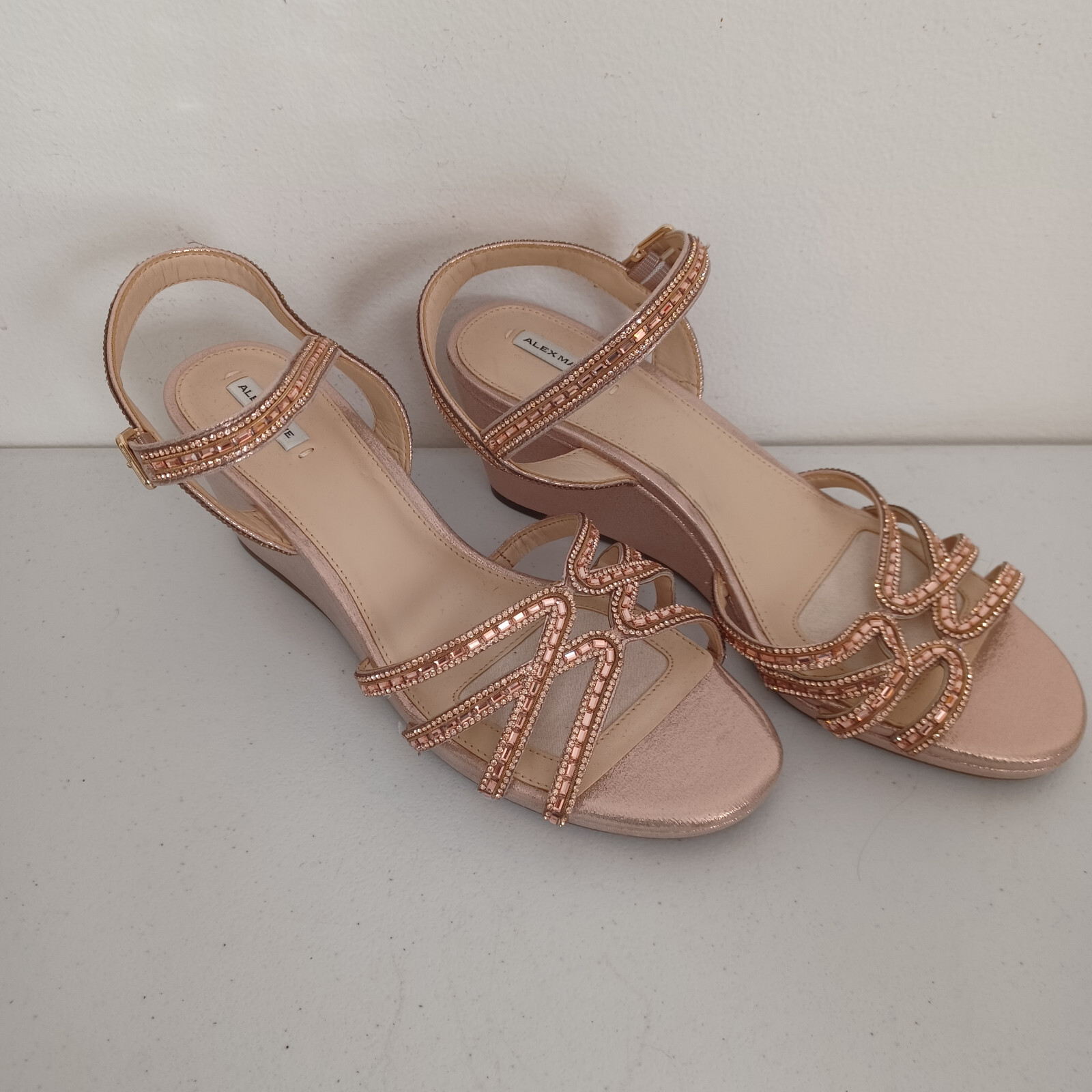 Alex Marie Gold Shimmer Wedges Heels Party Sandals Women’s Size 10M NEW