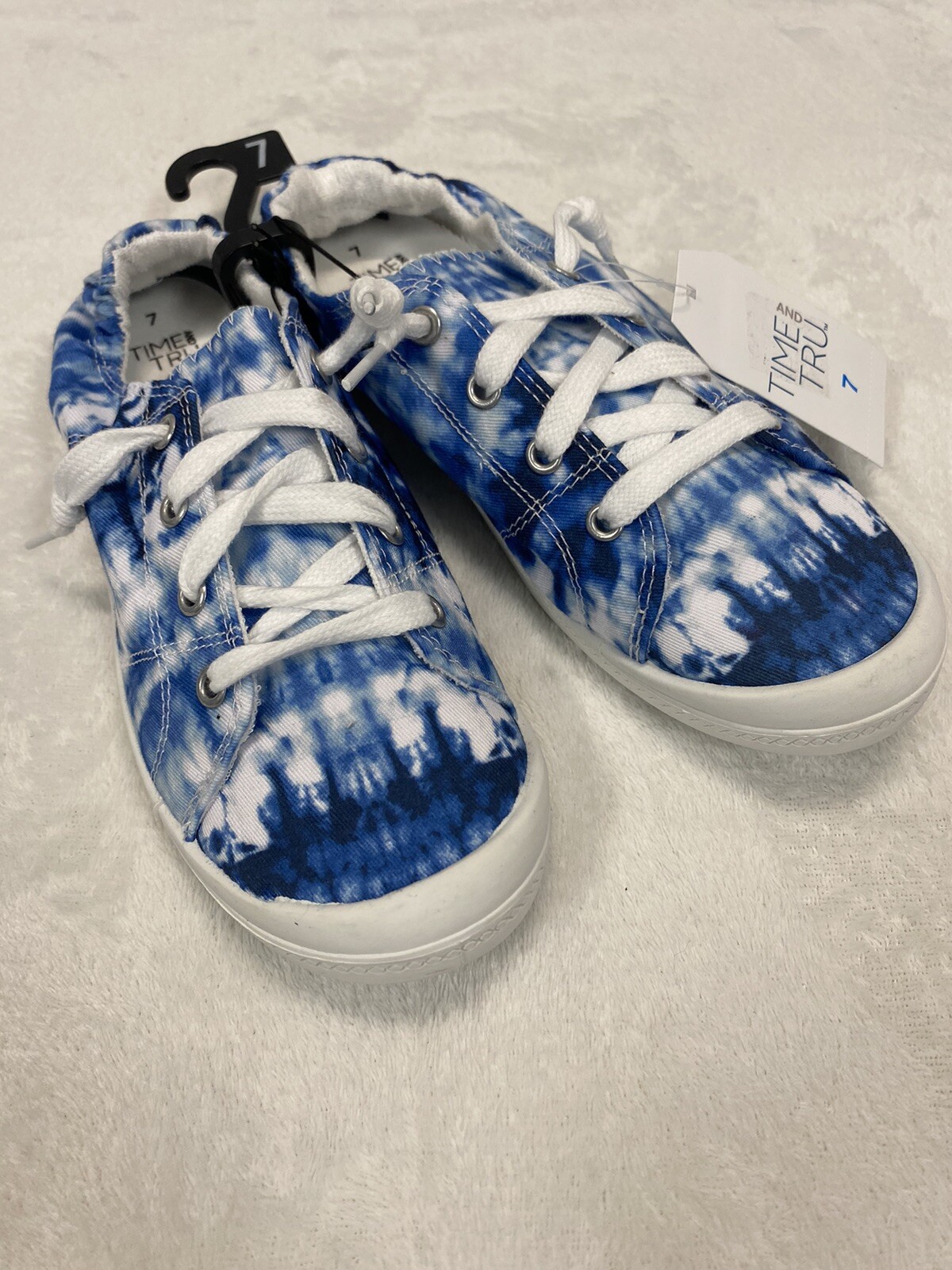 Tie Dye Women’s Scrunch-back Sneakers Shoes Blue White Memory Foam Comfort Sz 7