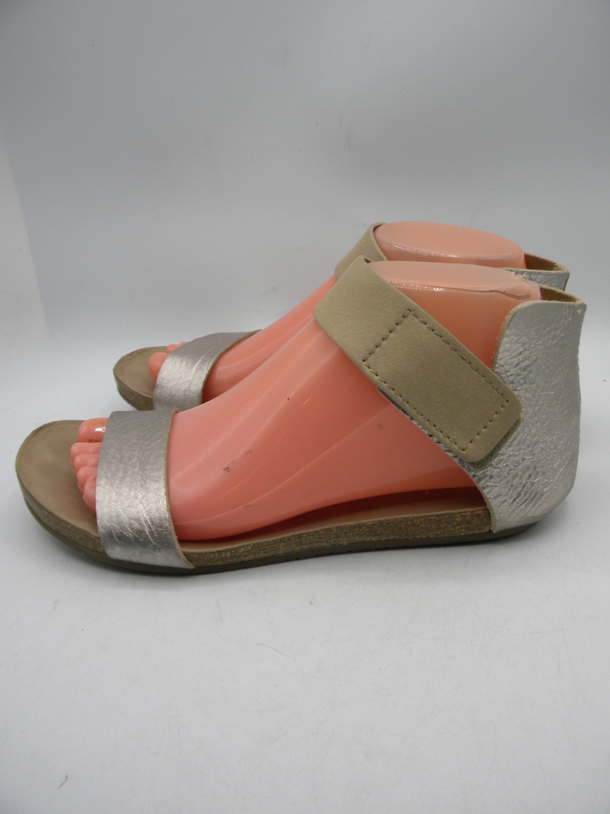 PEDRO GARCIA Pewter & Khaki Leather Flat Ankle Strap Sandals Size 36 Display