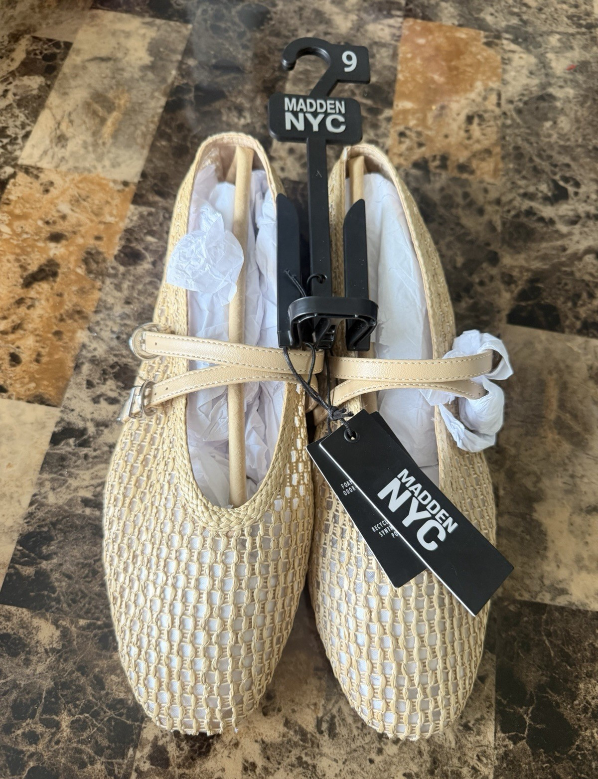 Madden NYC Women’s Beige Woven Mary Jane Flats Round Toe Buckle Straps 9