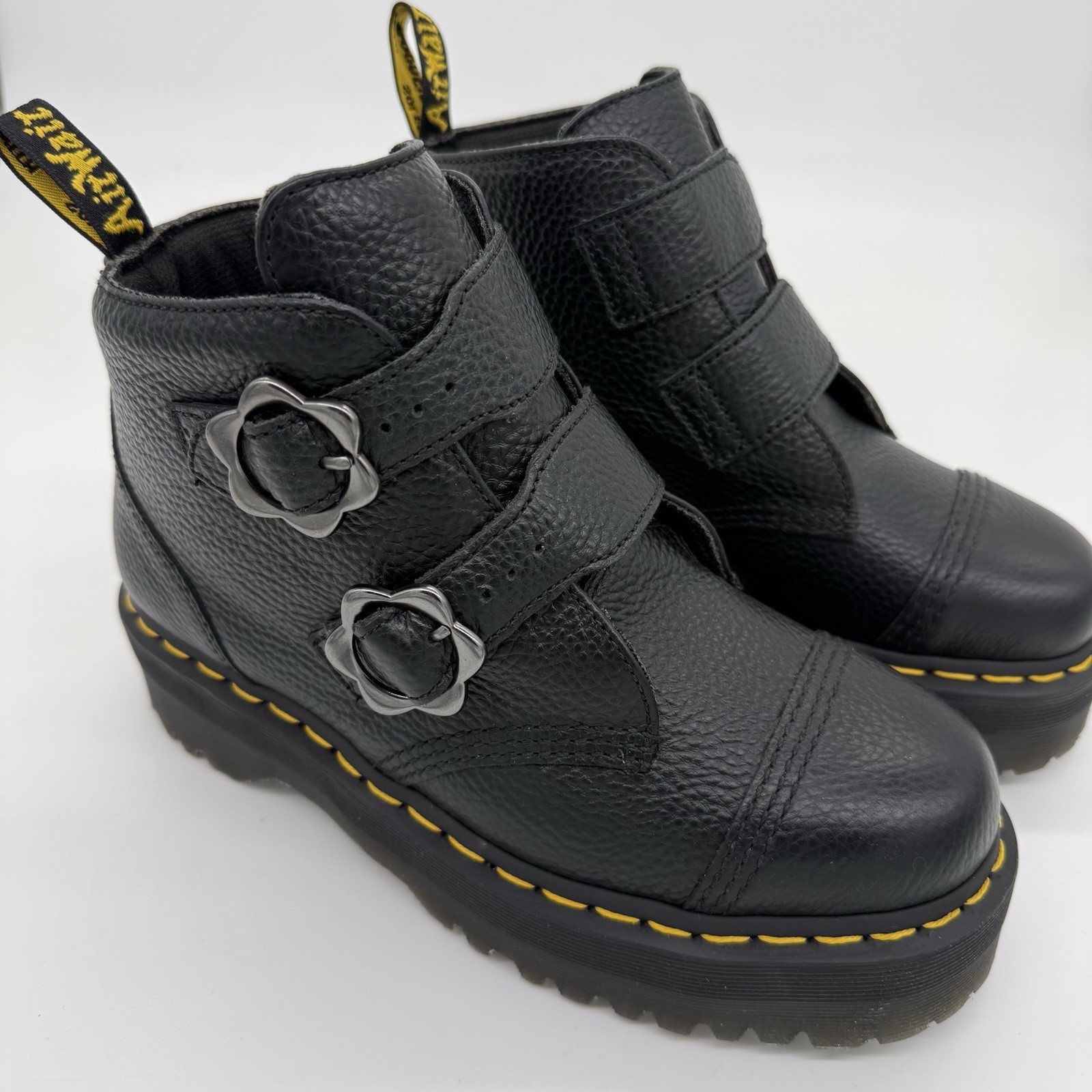 Doc Dr. Martens Devon FLWR Boots Quad Retro New W/O Box Leather LA004 Platform 9