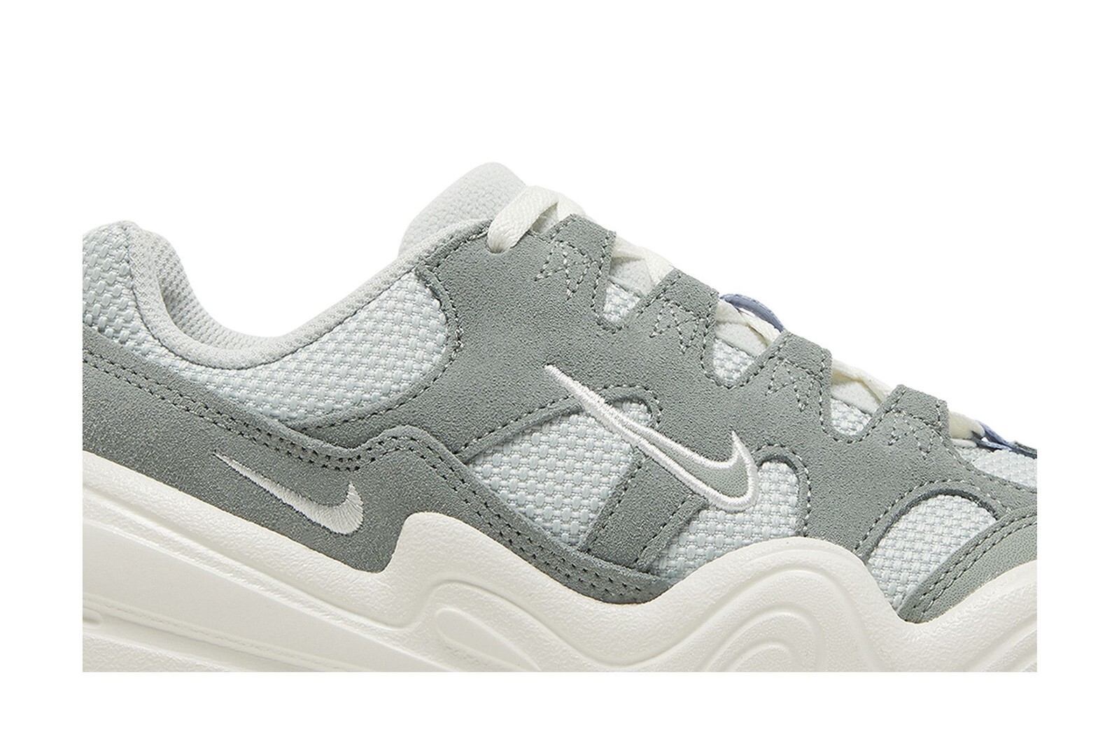 Nike Wmns Tech Hera ‘Mica Green’ DR9761-001 New Size