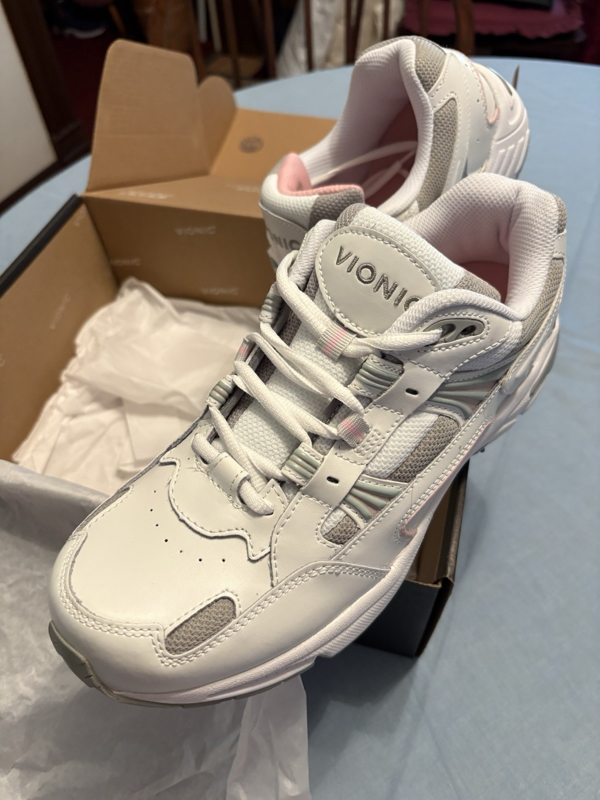 Vionic Women’s 23 Walk Pink Leather Sz 10