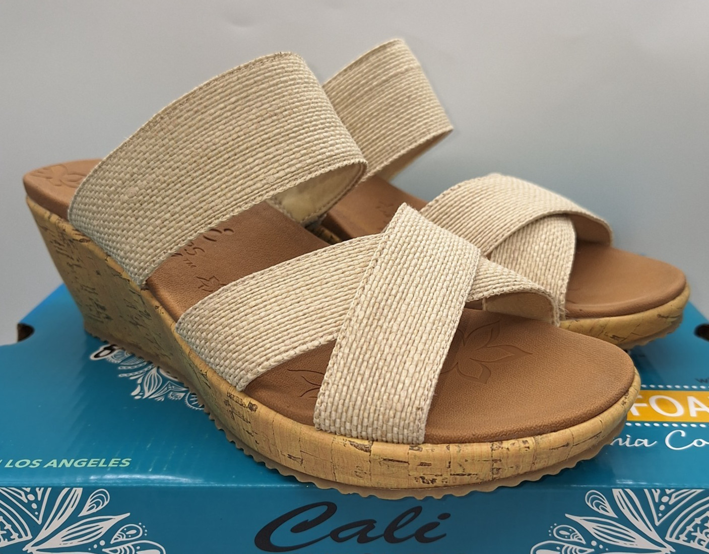 Cali from Skechers Luxe Foam Beverlee Brunch Hour Cork 2.75″ Wedge Natural Sz 9