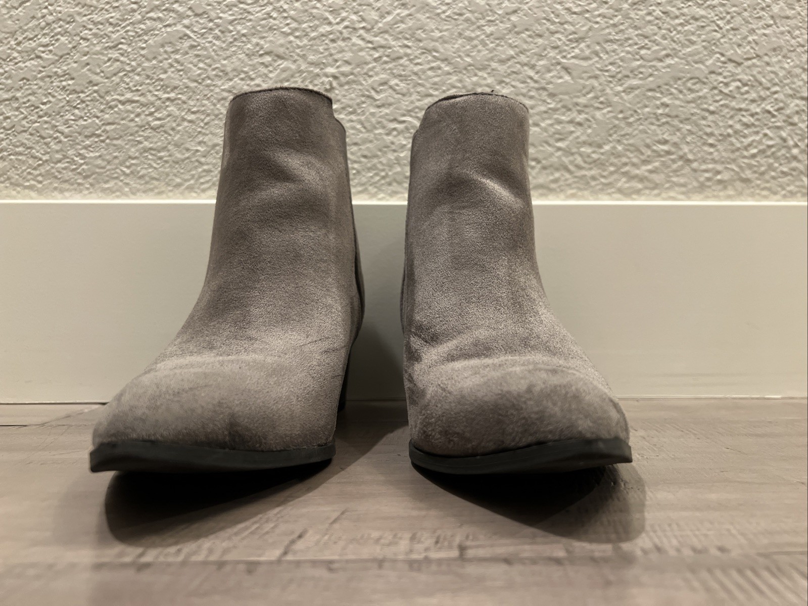 Charlotte Russe Boots Slip On Ankle Bootie Gray Luxury Country Minimalist Sz 9