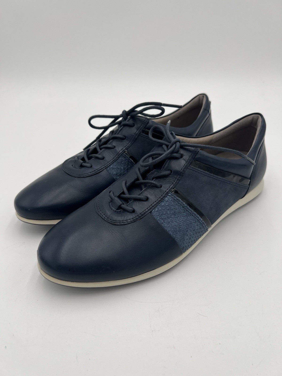 Ecco Touch Navy Leather Sneakers Women 40 US 9-9.5 Lace Up Comfort Walking Shoes