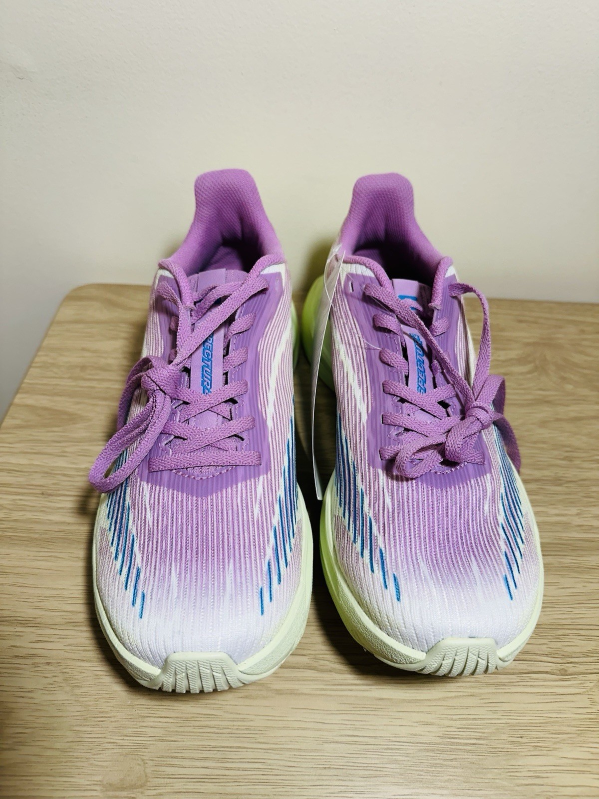 Salomon Spectacular 2 athletic shoes violet tulle sharp green NWOB size 6