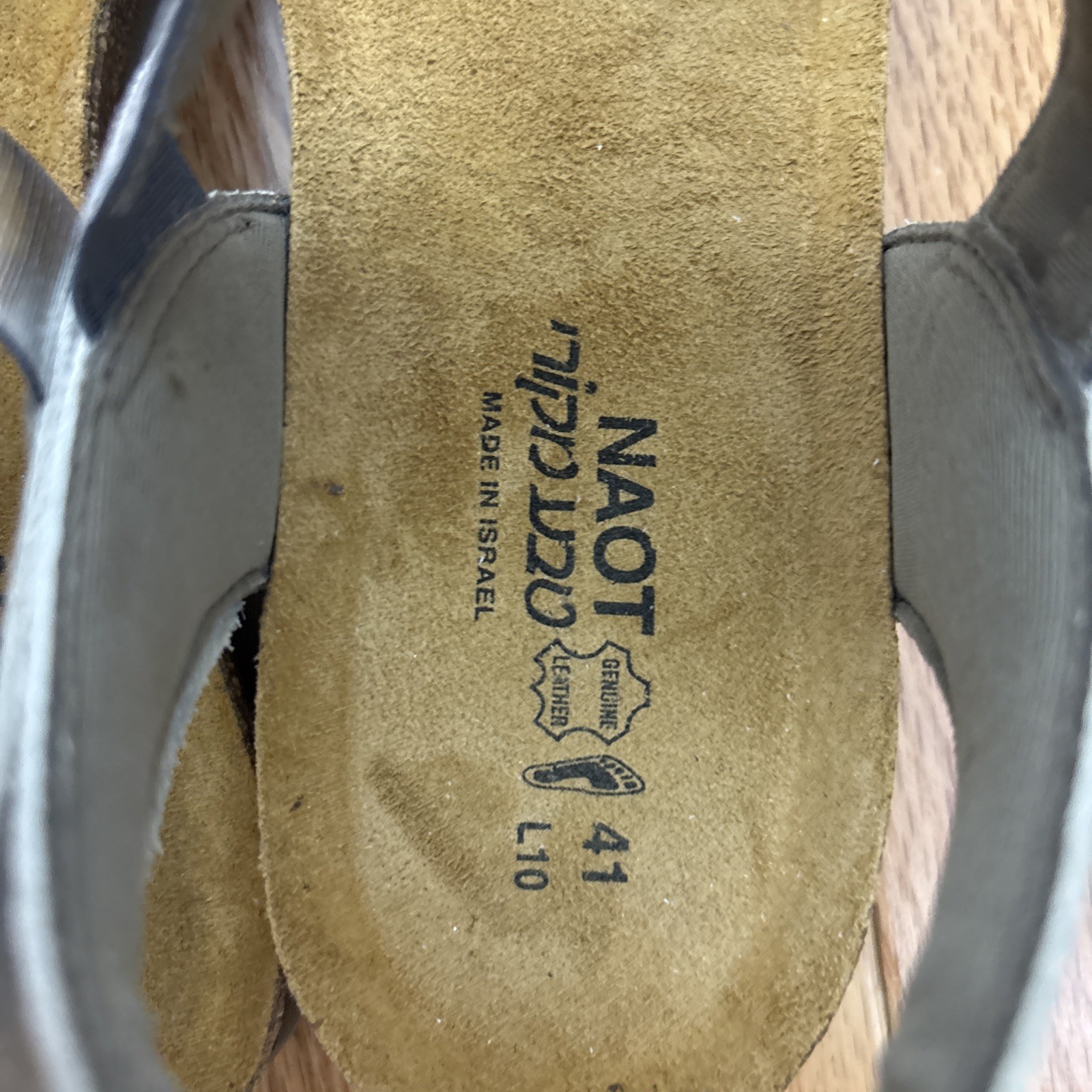 Naot Emily Sandals in Gray Linen Leather Cork & Latex Footbed – Size 41 L10