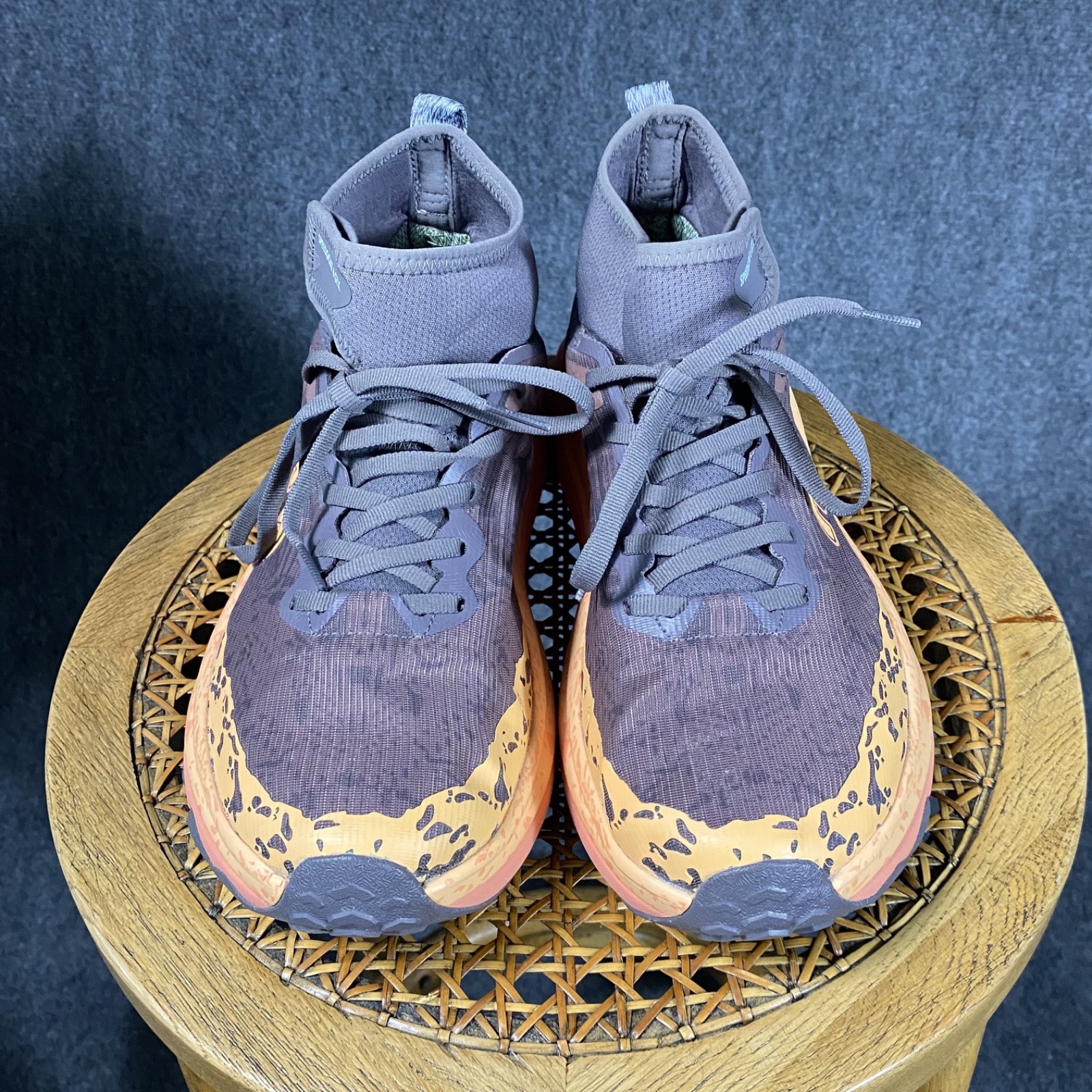 Hoka Speedgoat 6 Mid GTX Running Shoes Womens 8.5D Orange Grey Sneaker Excellent