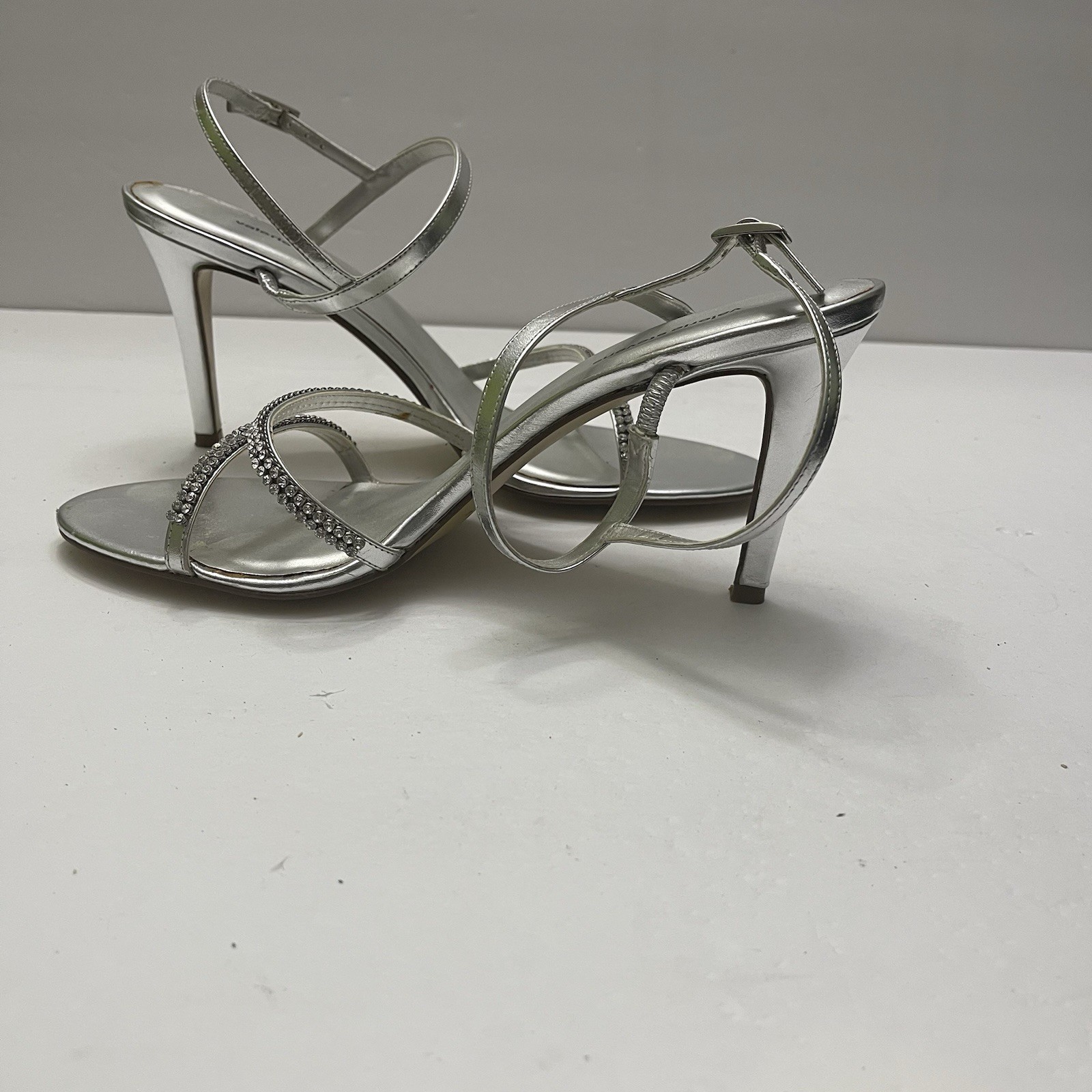 VALERIE STEVENS Royal Silver Rhinestone Sandal Sz 8 Strappy Heel Wedding Holiday