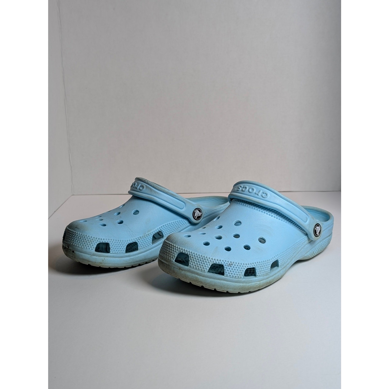 Crocs Classic Clog Womens 8 Light Sky Blue Water Slip On Sandals Shoes M6