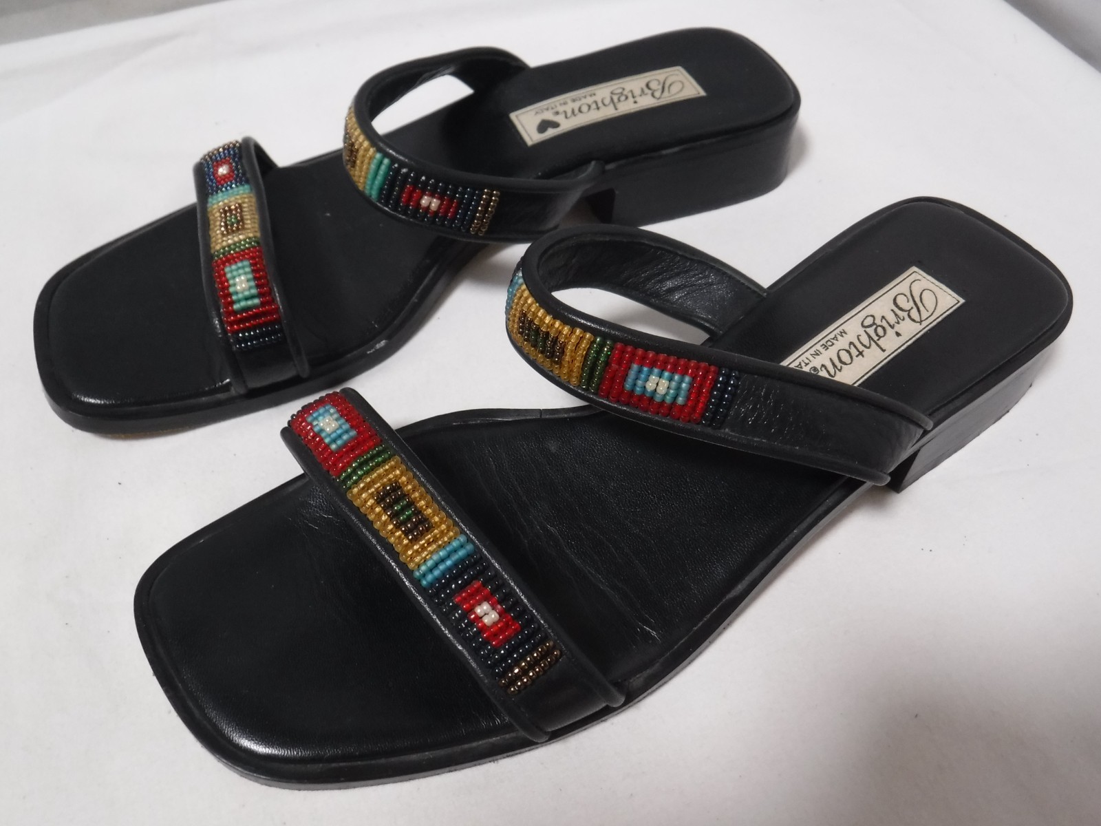 VTG Brighton Sam Beaded Sandals Southwestern Aztec Low Heeled Shoe Italy 7.5 M