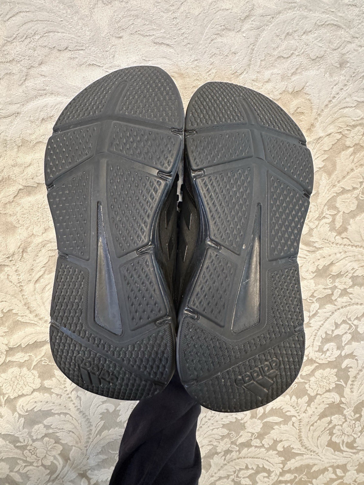 adidas shoes women 7.5 Galaxy 6 All Black Barley Worn