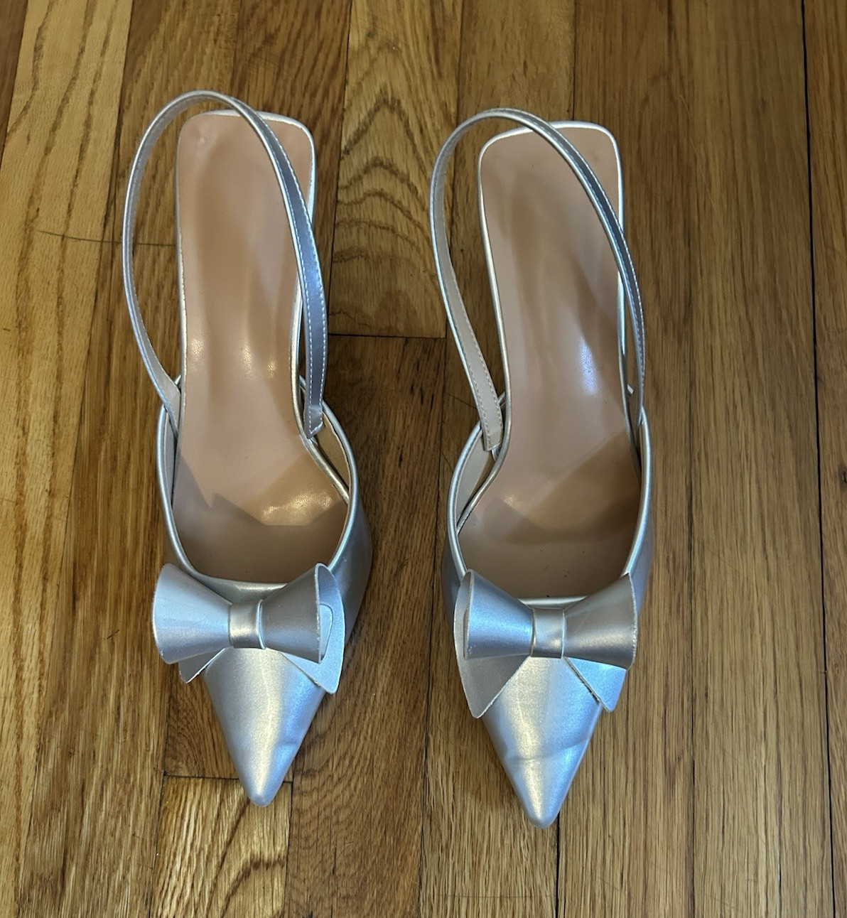 no bront Women’s Silver Slingback Pointed Toe Stiletto Heels Bow Size 9