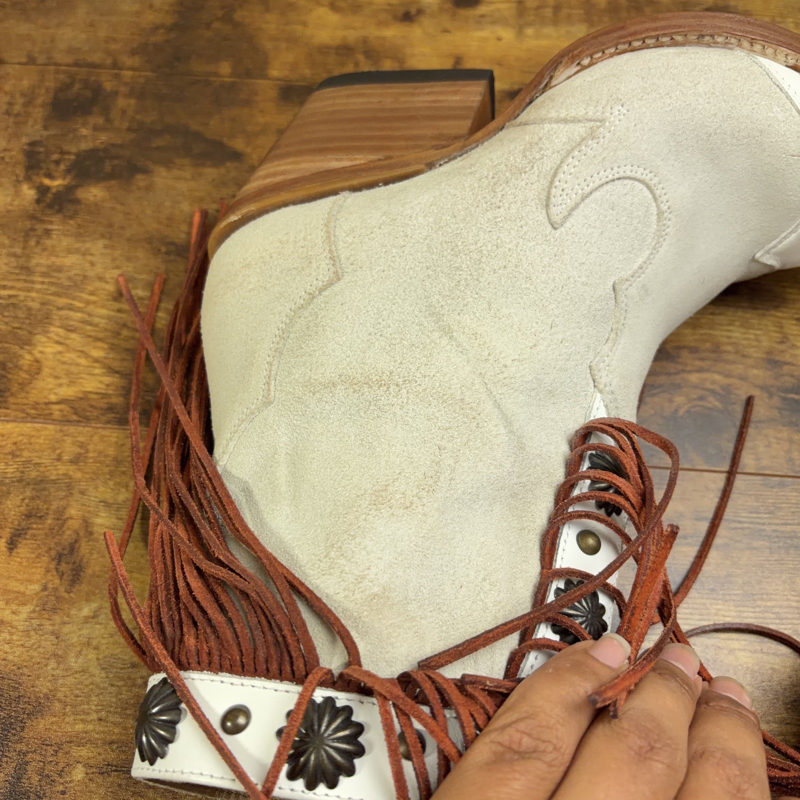 Mezcalero Western Boots Womens Size 8 White Fringe Concho Studded Boho Festival