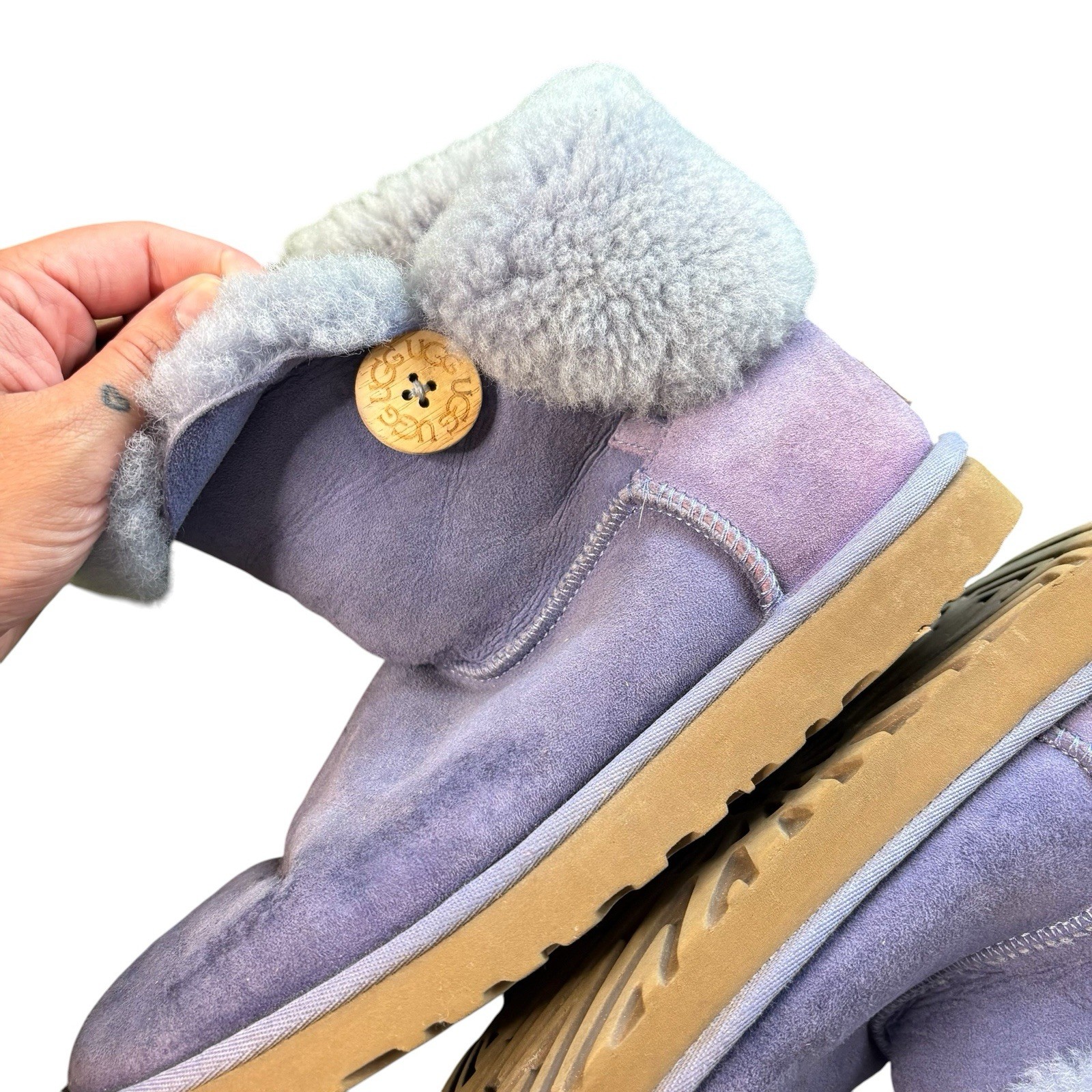 UGG Australia Bailey Button 5803 Periwinkle Purple Suede Sheepskin Boots WMN 8