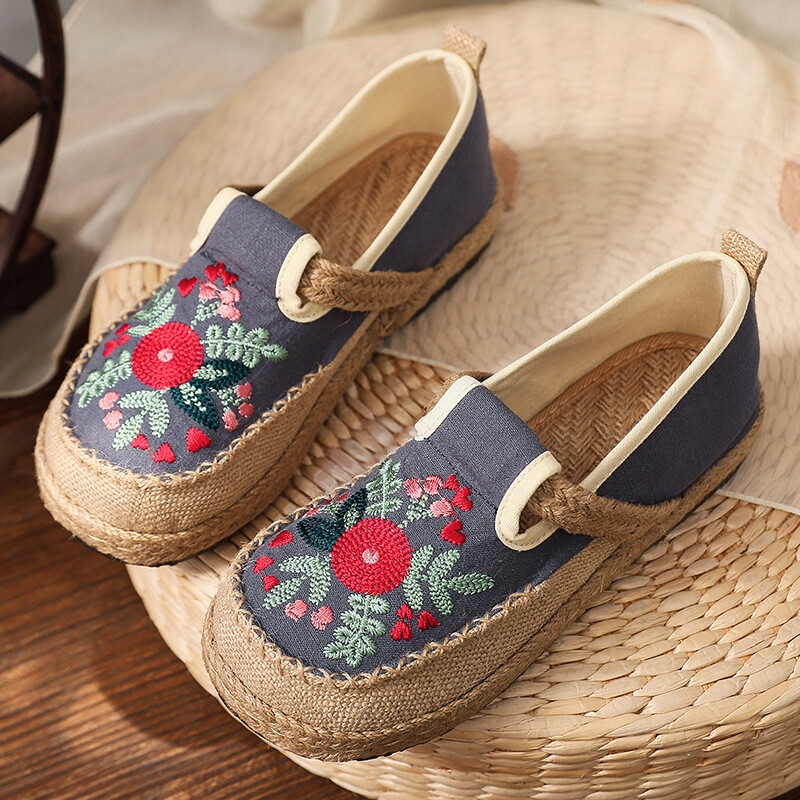 Women Retro Ethnic Embroidery Cotton Linen Hanfu Shoes Low-Top Embroidered Flat