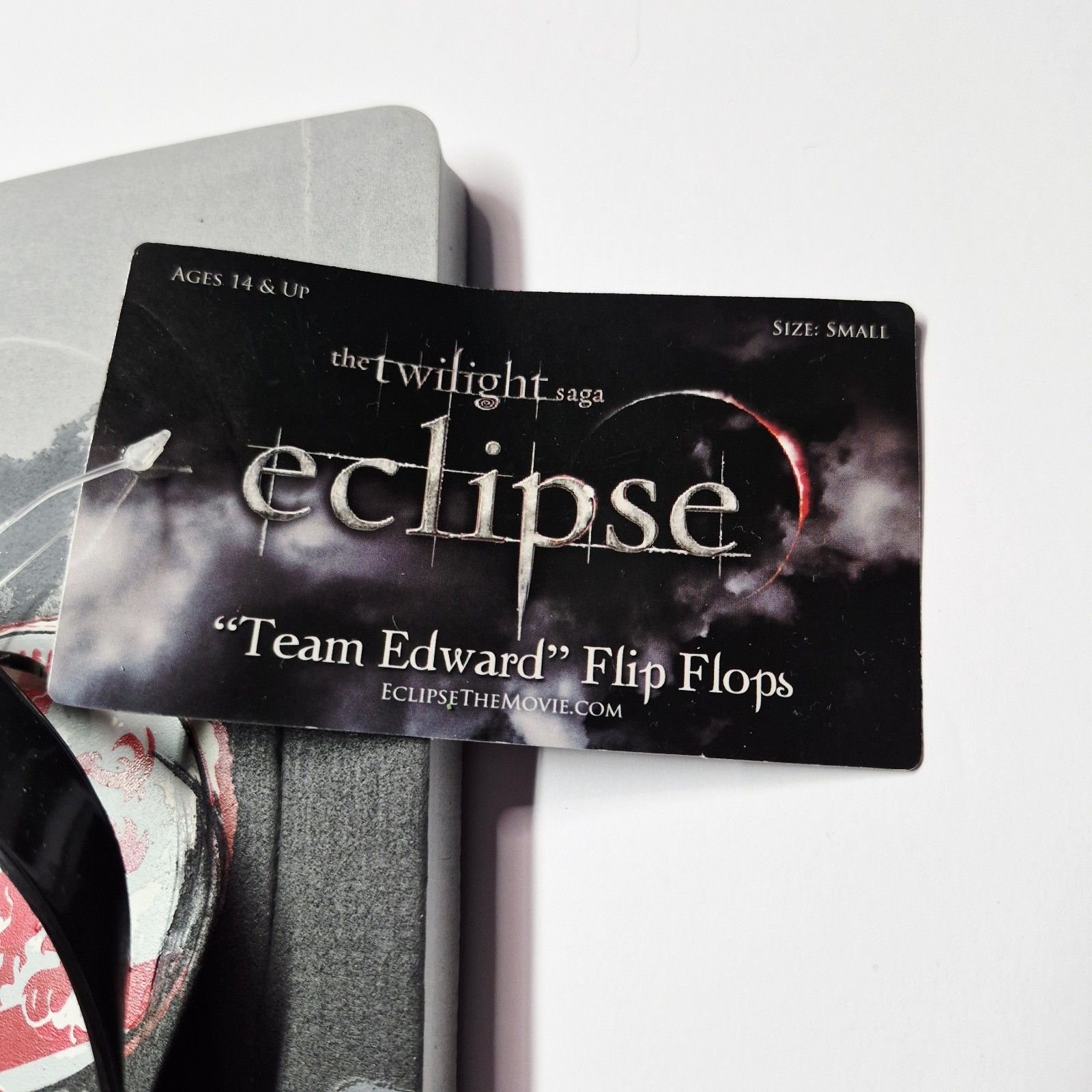 NECA Twilight Saga Eclipse Team Edward Flip Flops New With Tags 2010 Small 5/6