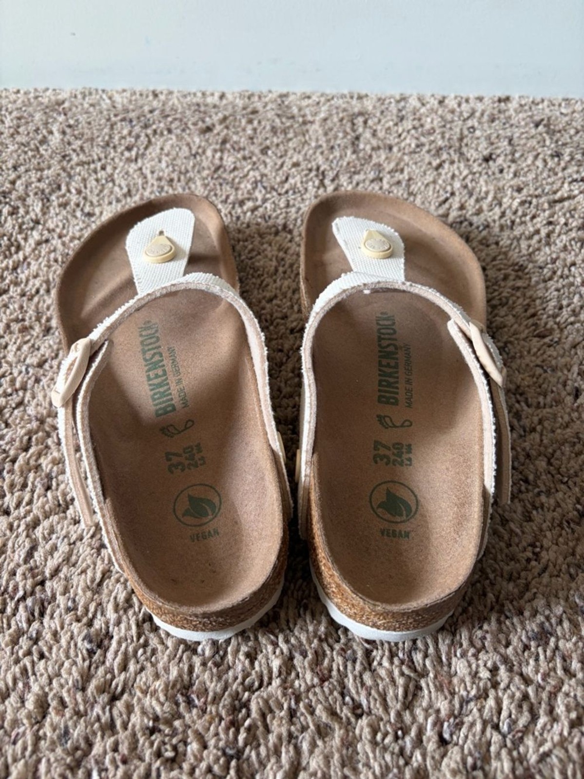 Birkenstock Gizeh Vegan Textile Sandals, Vegan Canvas Eggshell Sz 37 EU / 6-6.5