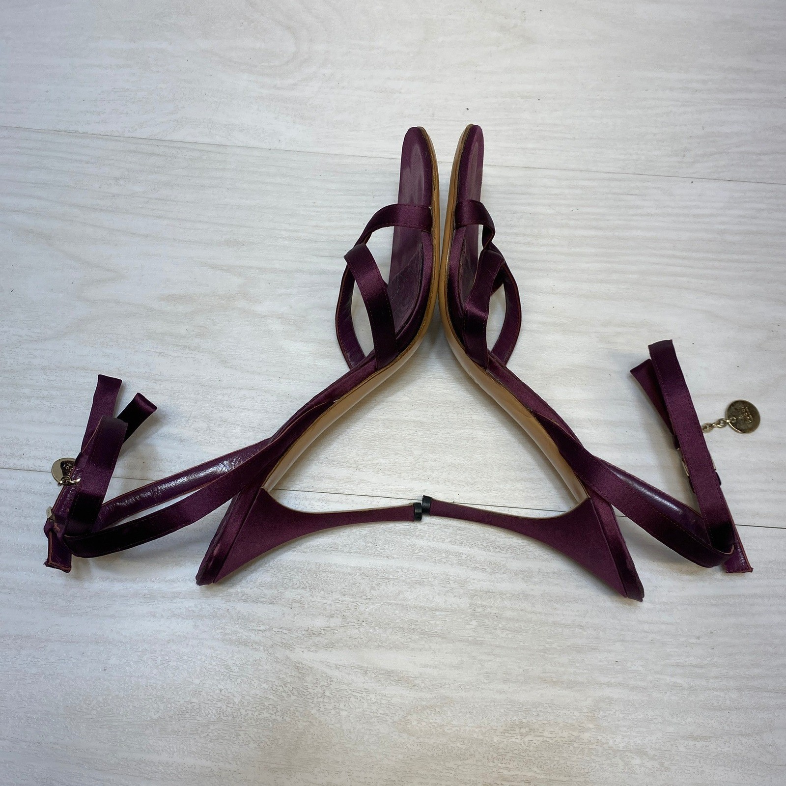 Gucci Purple Satin Ankle Wrap Stiletto Sandals Heels 10B Made in Italy