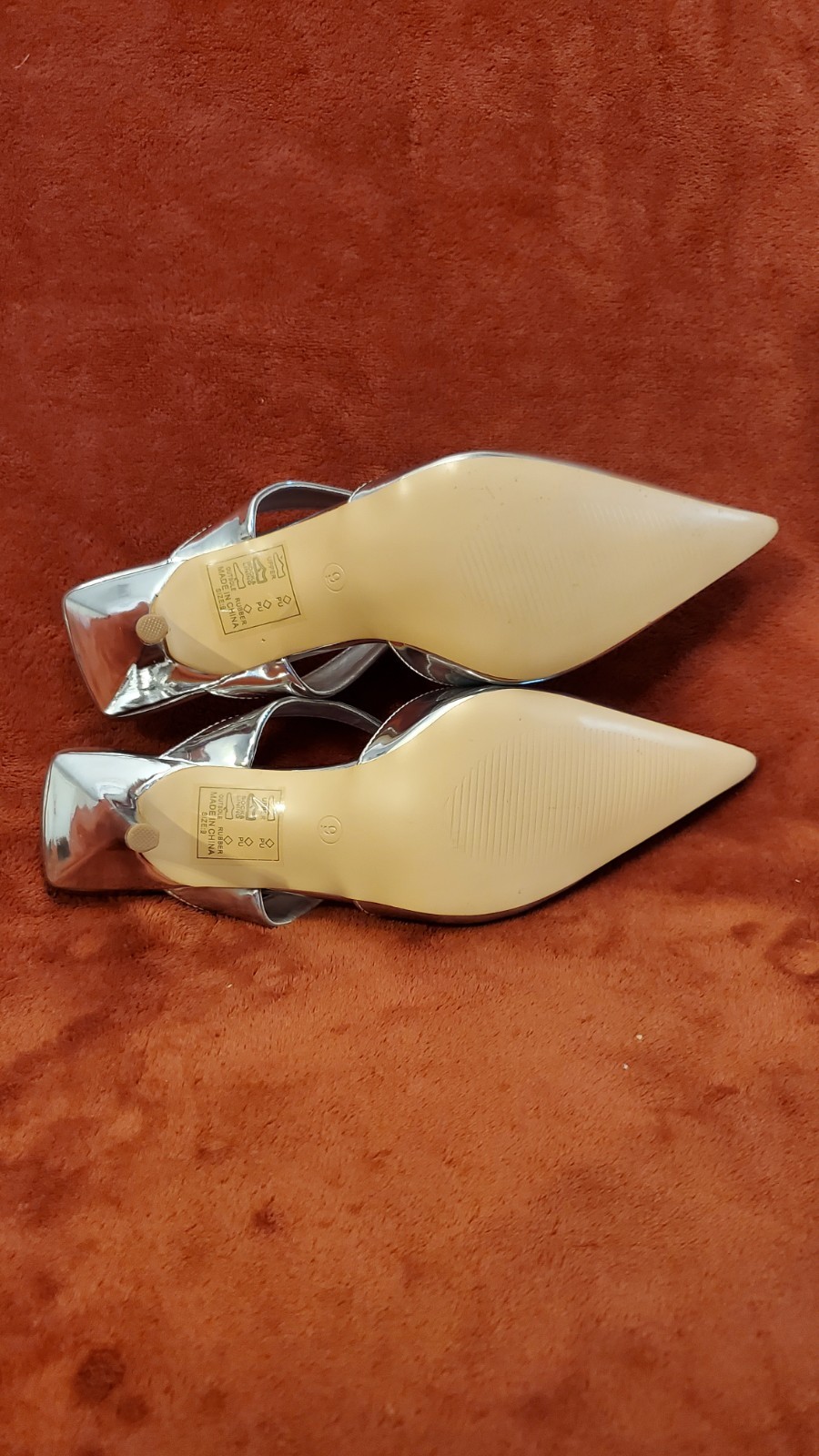 AZALEA WANG SILVER METALLIC MULES WITH SPARKLY RHINESTONE BOWS