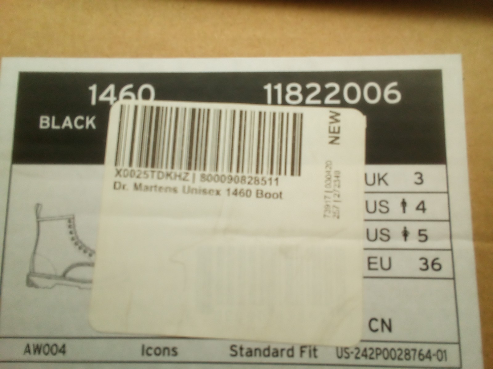 Dr. Martens Women’s1460 Smooth Leather 8-eye boots Sz: 4 Mens, Sz: 5 W New box