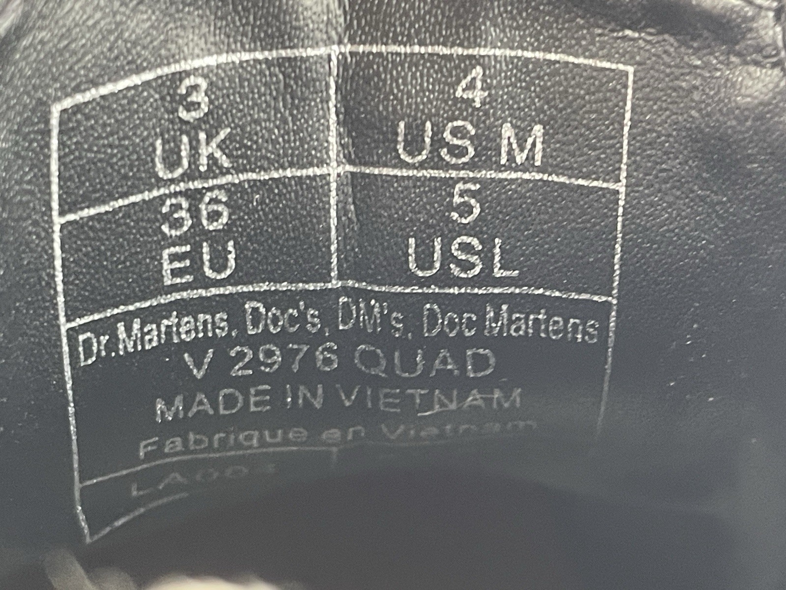 Dr. Martens Vegan 2976 Quad Chelsea Mono Boots Black Felix Rub Off Women’s Sz 5