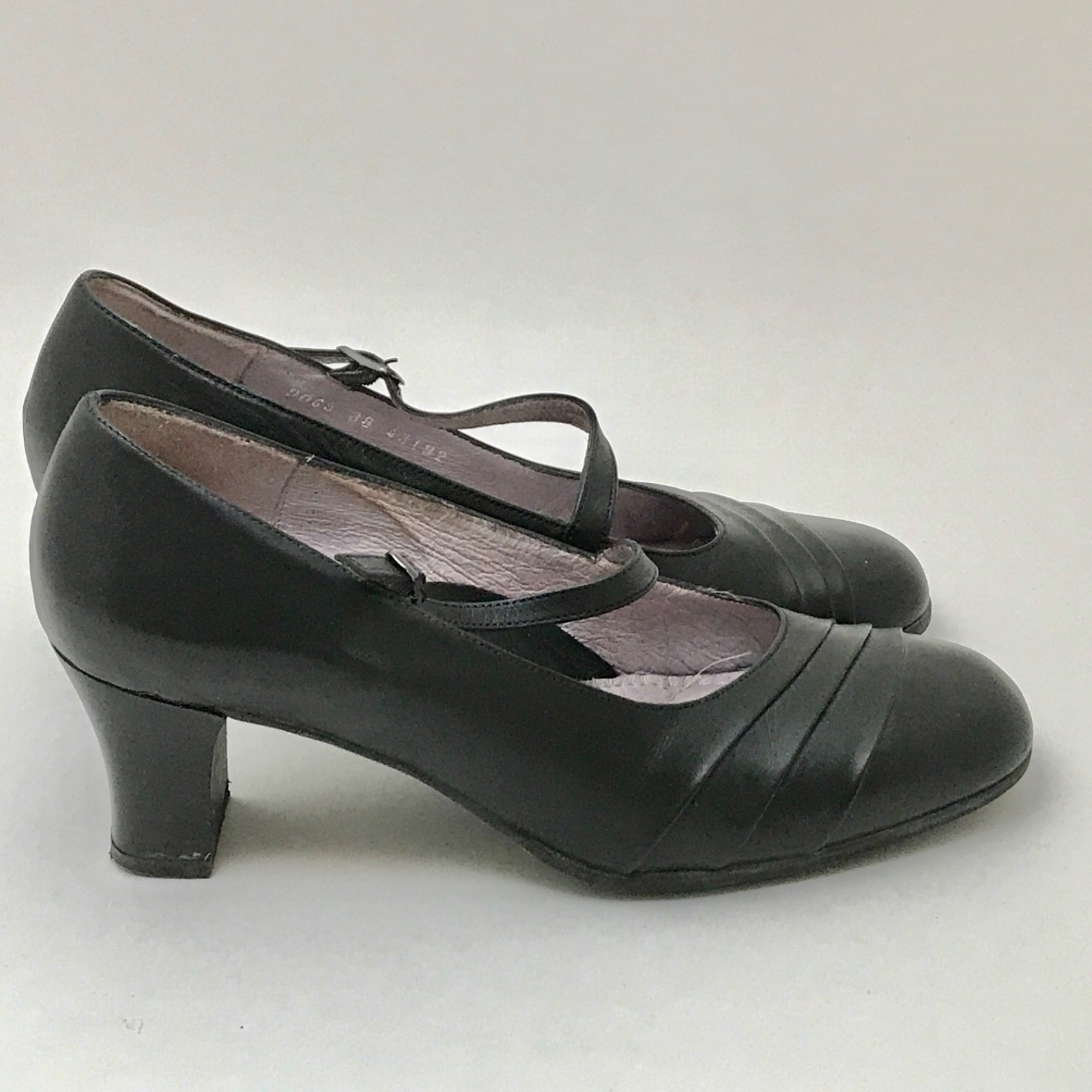 BeautiFeel Classic Black Mary Jane Heels Ankle Strap Latex Sole EU38 US 7.5-8.0