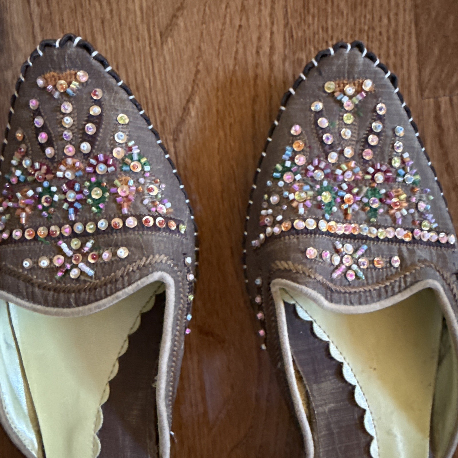 Matisse Shakira Beaded Slipper Shoes Kitten Heel Size 7.5 Boho Genie Harem Mule