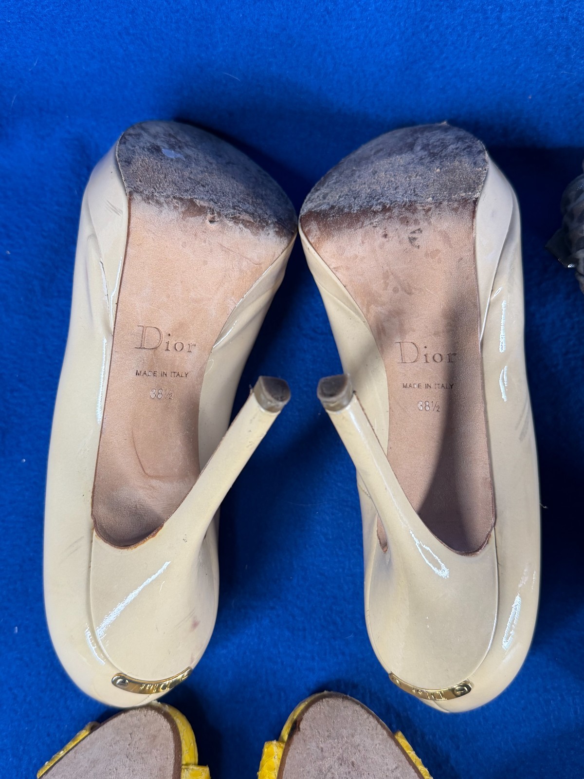 SIZE 8-8 1/2 LOT OF 8 PAIRS OF WOMENS SHOES INCLUDING DIOR & OTHER BRANDS