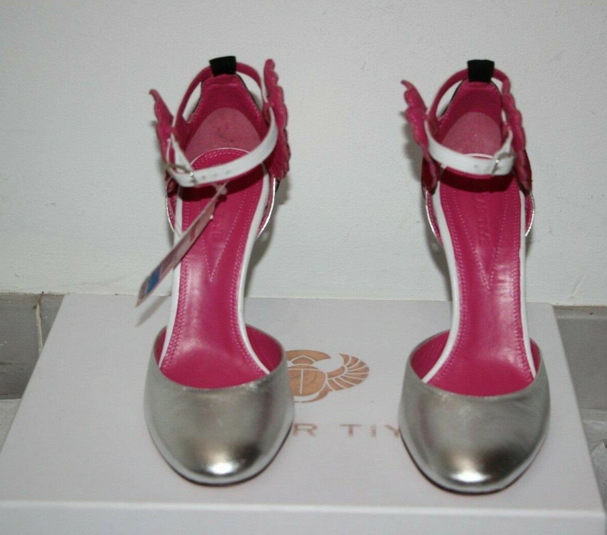 Oscar Tiye Malikah Suede-Leather Ankle Strap Angel Wings Sandal US 6/IT 36 $750