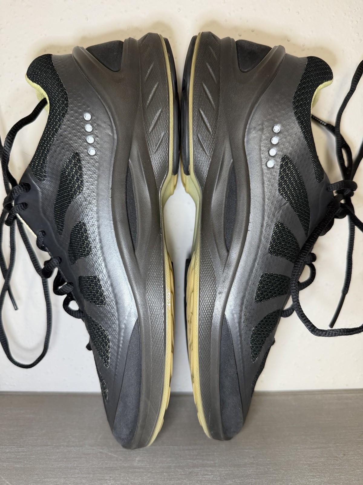 ECCO Biom Women’s Trainers Shoes Size EU 41 US 10 – 10.5 Black Gray Pre-owned