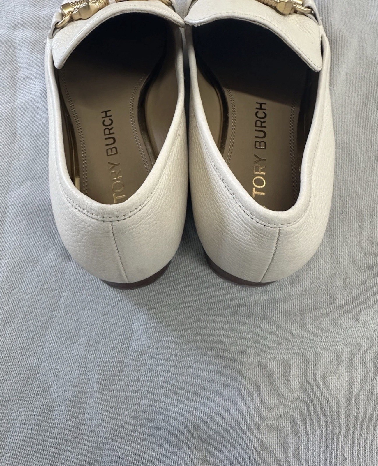 👓Tory Burch Jessa 100% Leather Loafers Light Cream/Gold Women’s 8.5 Horsehead