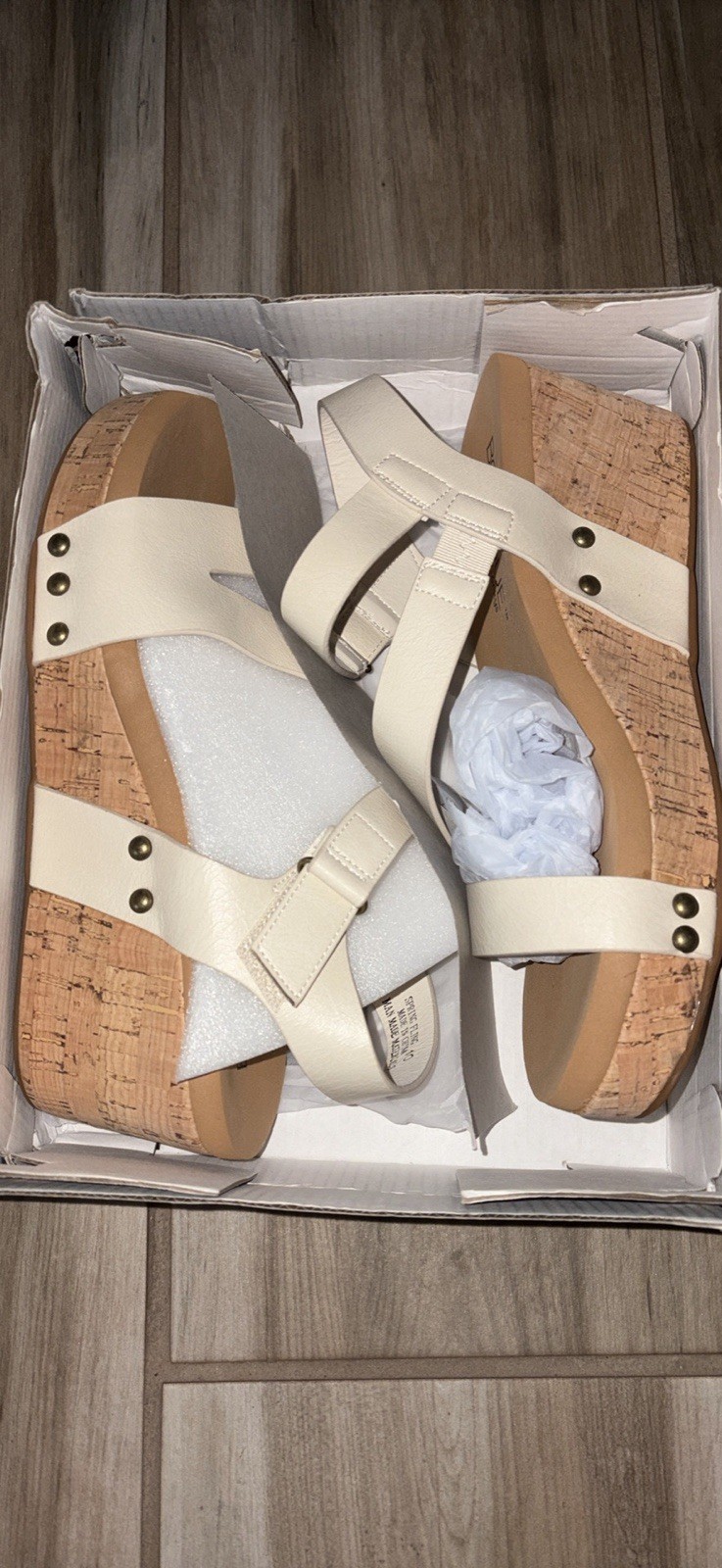 Boutique by Corky’s Women’s Beige/Tan Faux Leather Cork Wedge Sandals Studded 10