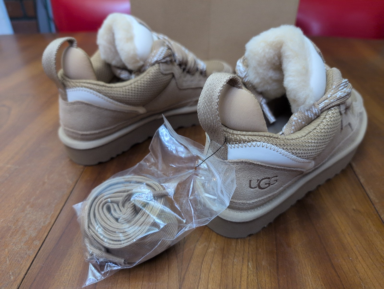 UGG Women’s Lowmel Sneakers in Sand Suede Sz 7 NEW 1144032 Faux Fur Lined