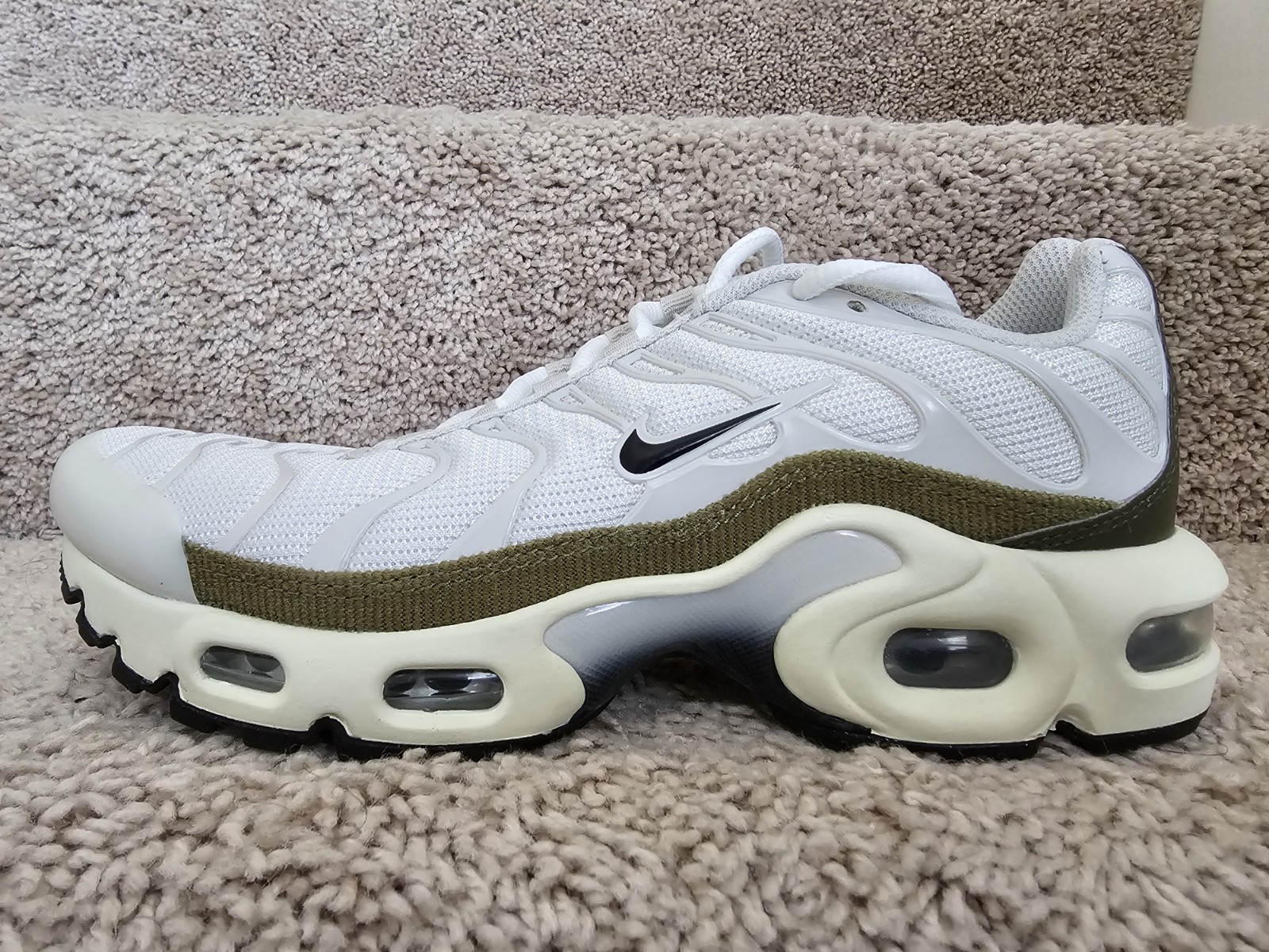 Nike Air Max Plus TN White Leopard Running Shoes DX9283-100 5Y Wmn 6.5 RARE